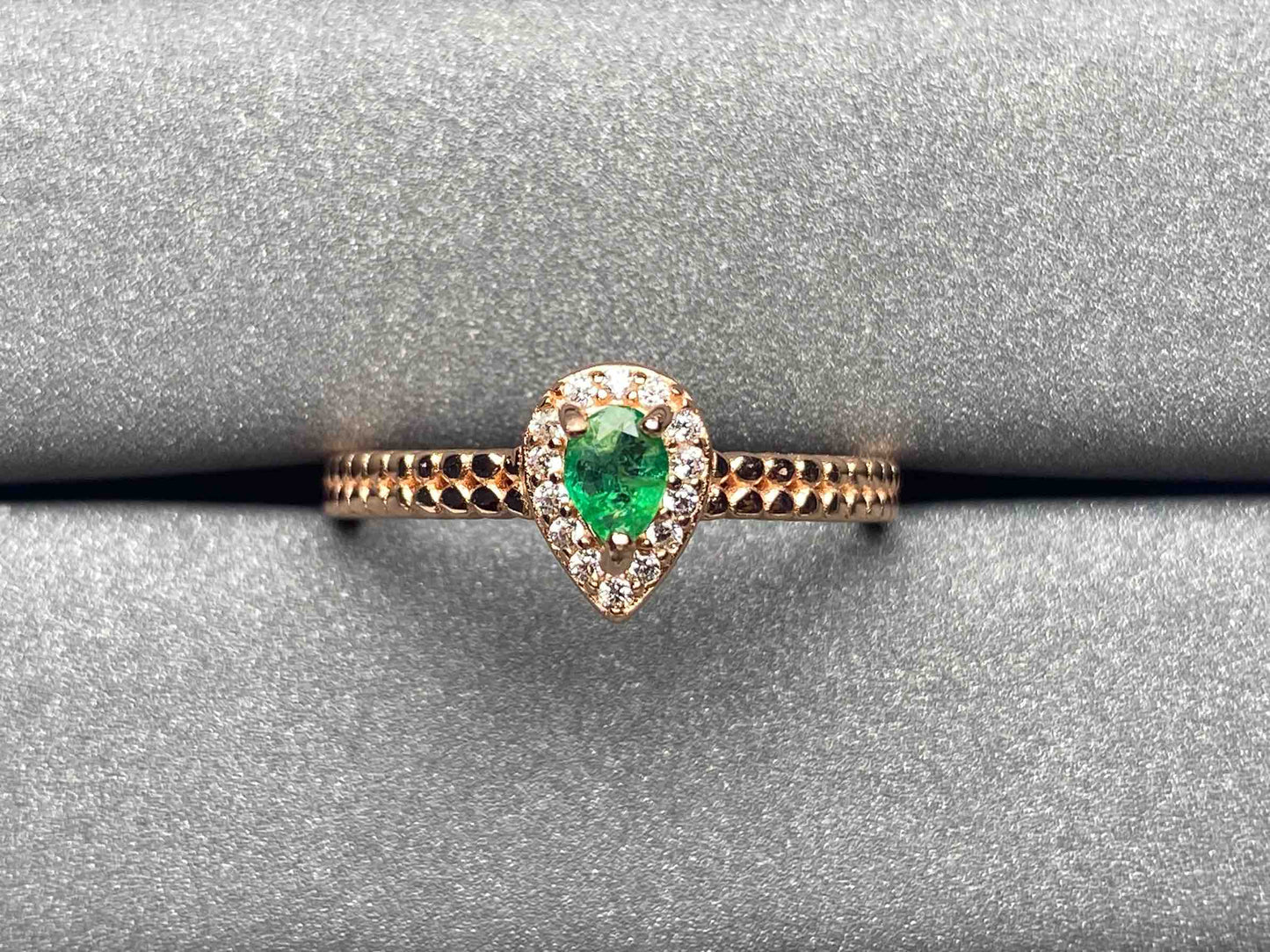A126 Emerald Ring