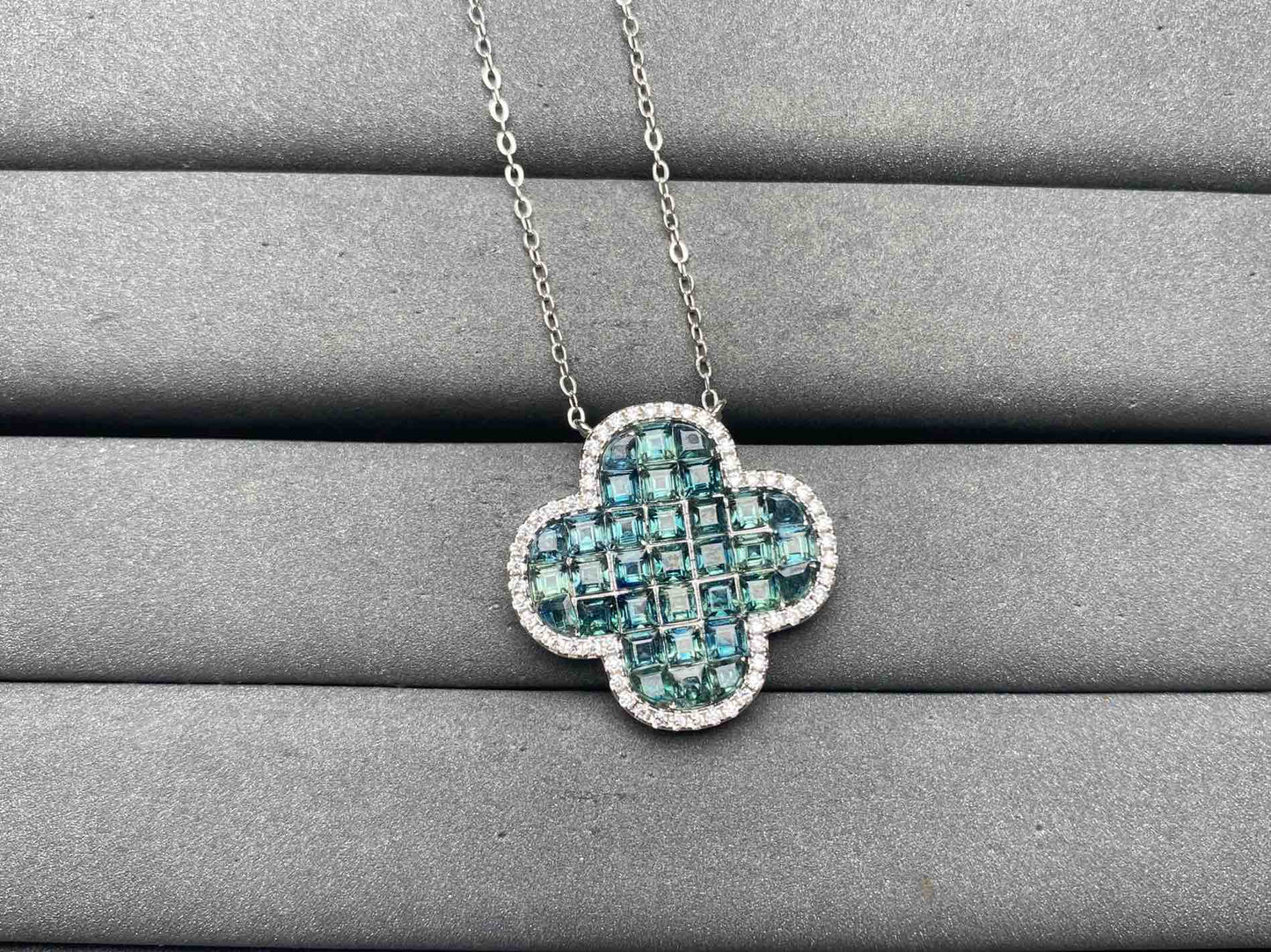 A12703 Sapphire Necklace