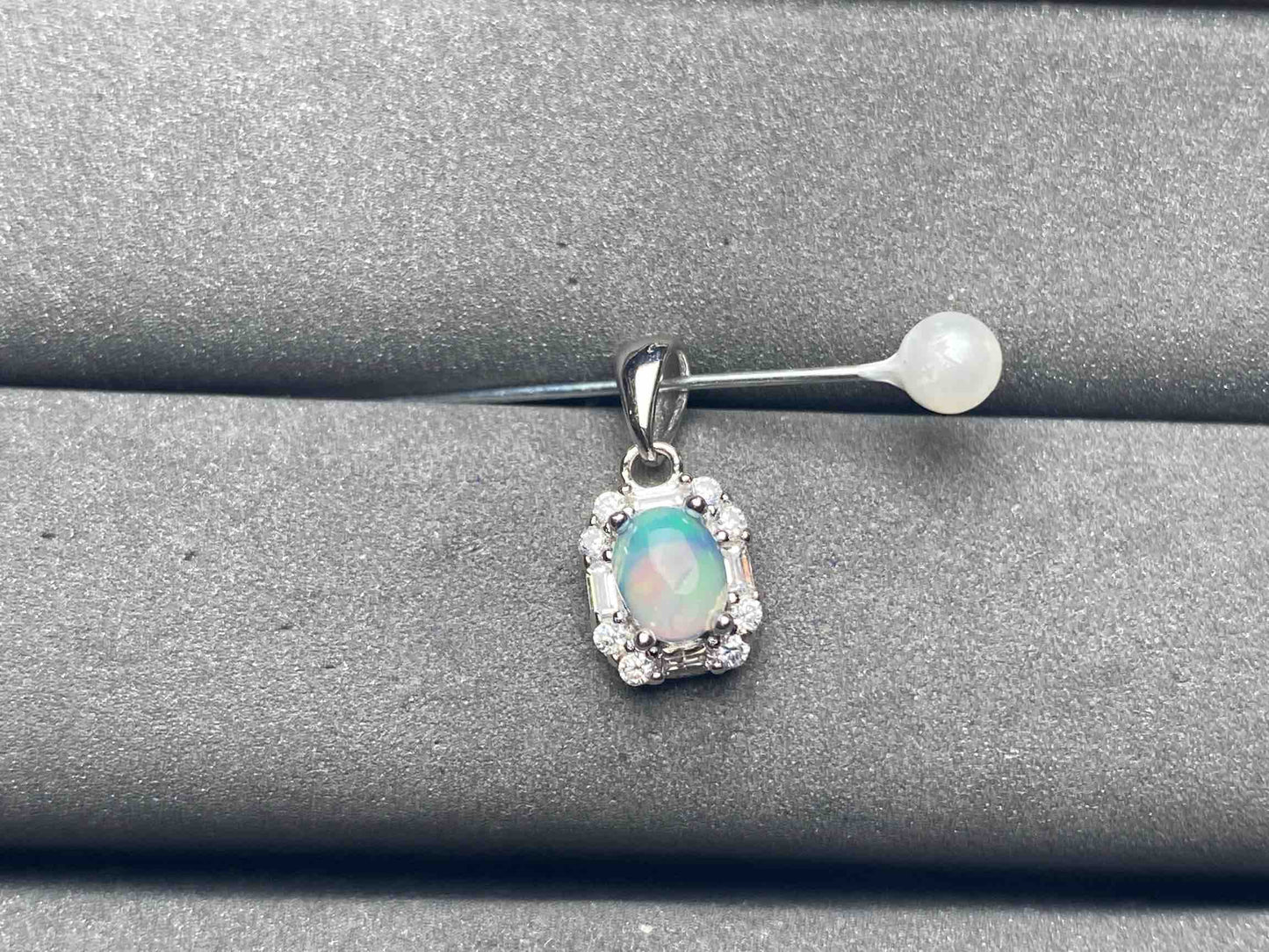 A12740 Opal Pendant