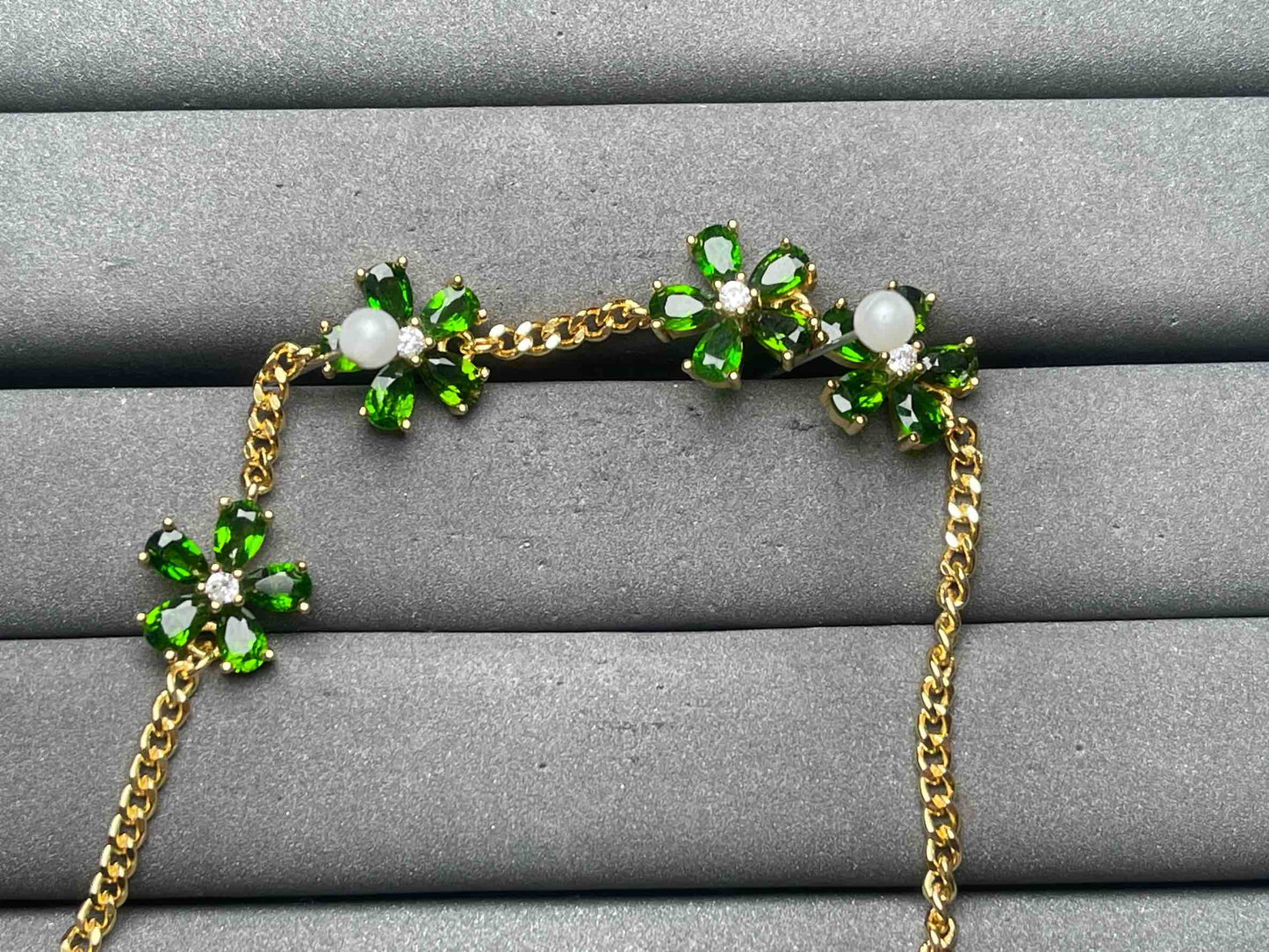 A12770 Diopside Bracelet