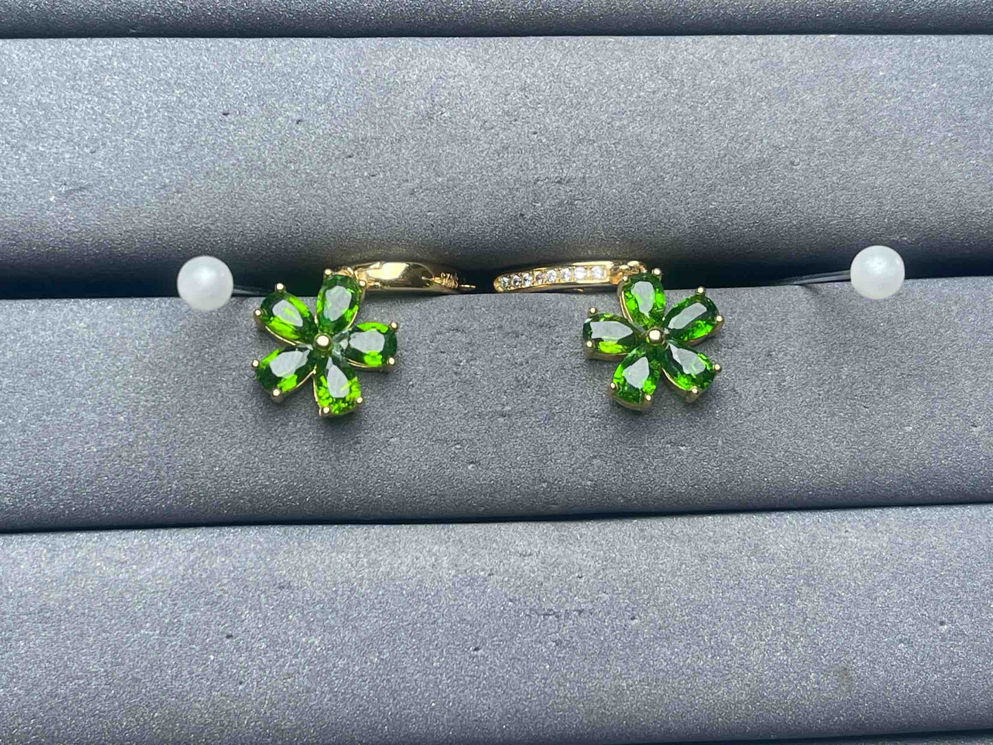 A12812 Diopside Earrings
