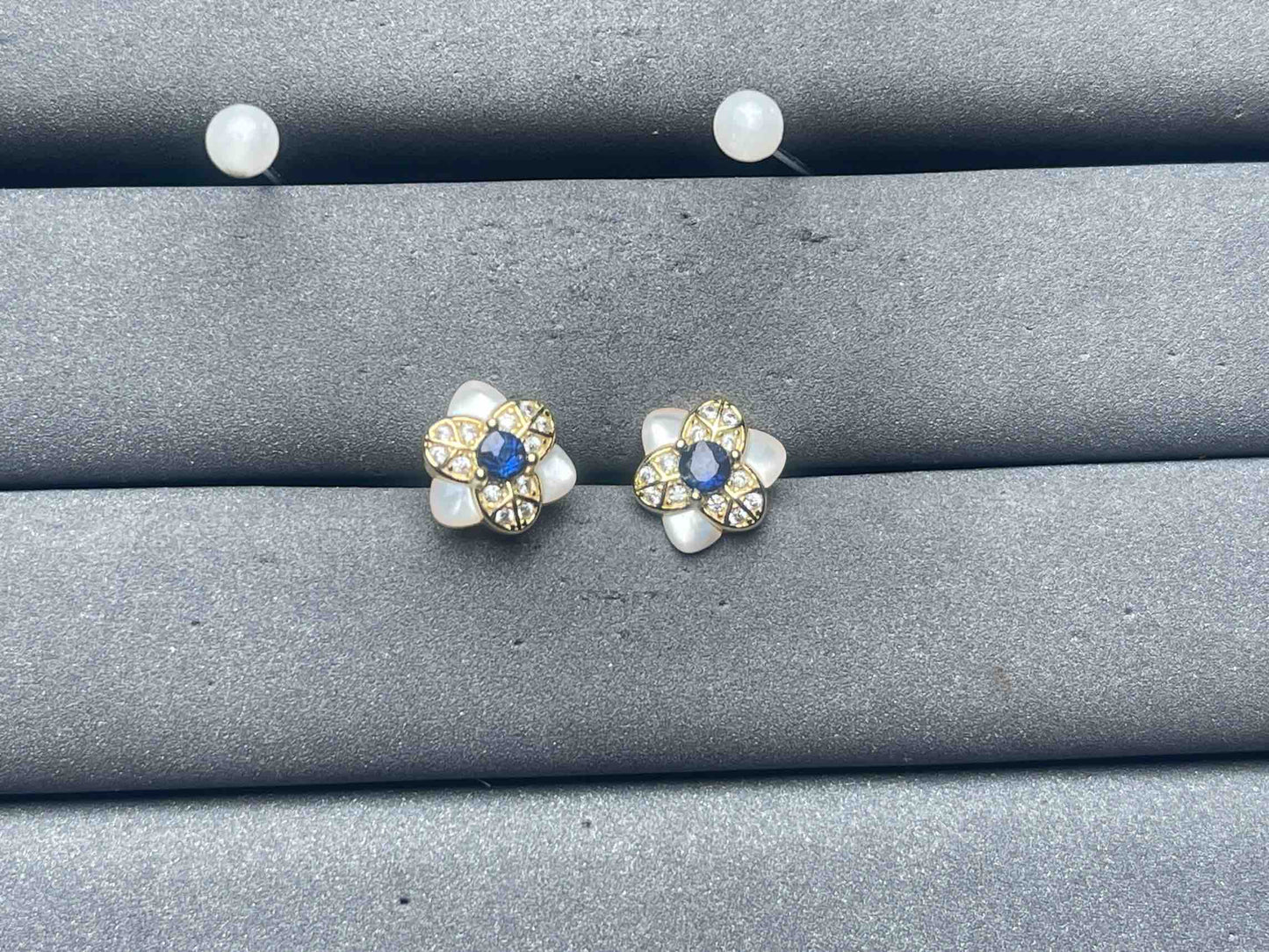 A12818 Sapphire Earrings