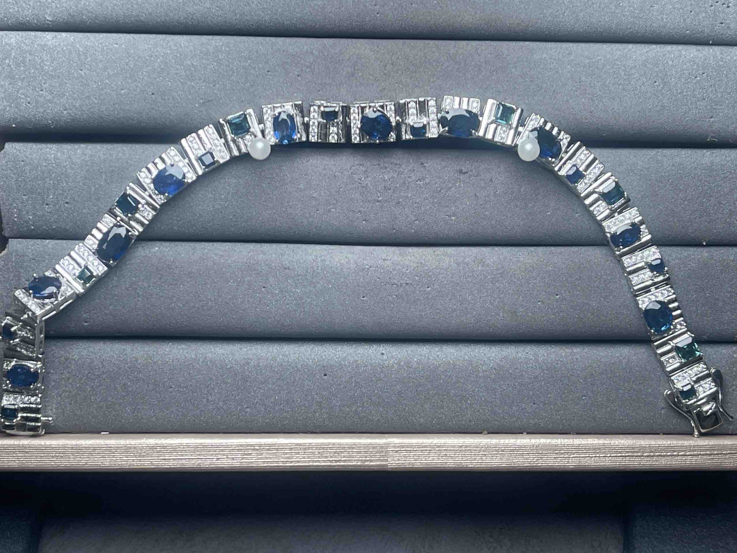 A12829 Sapphire Bracelet
