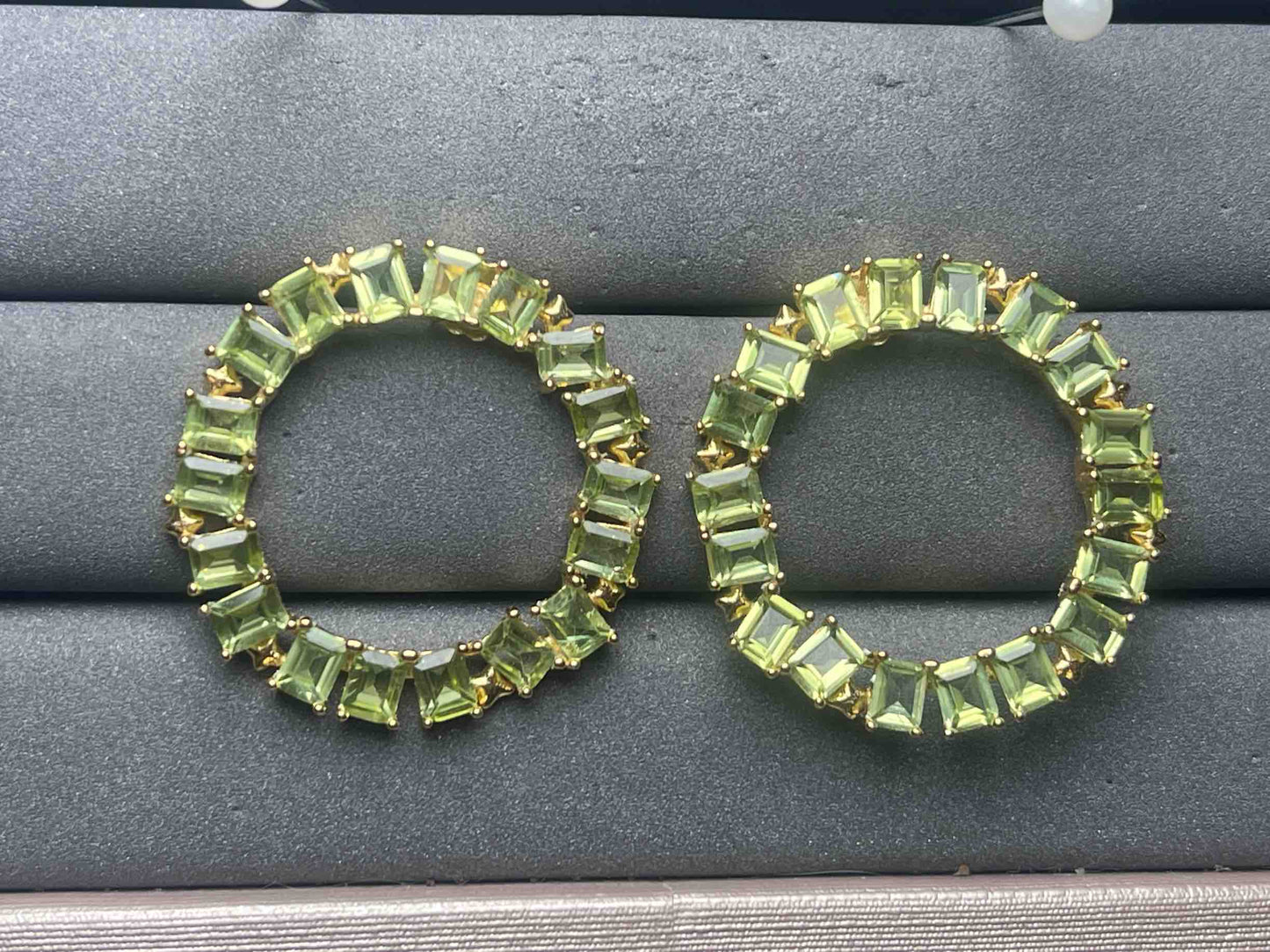 A12836 Peridot Earrings