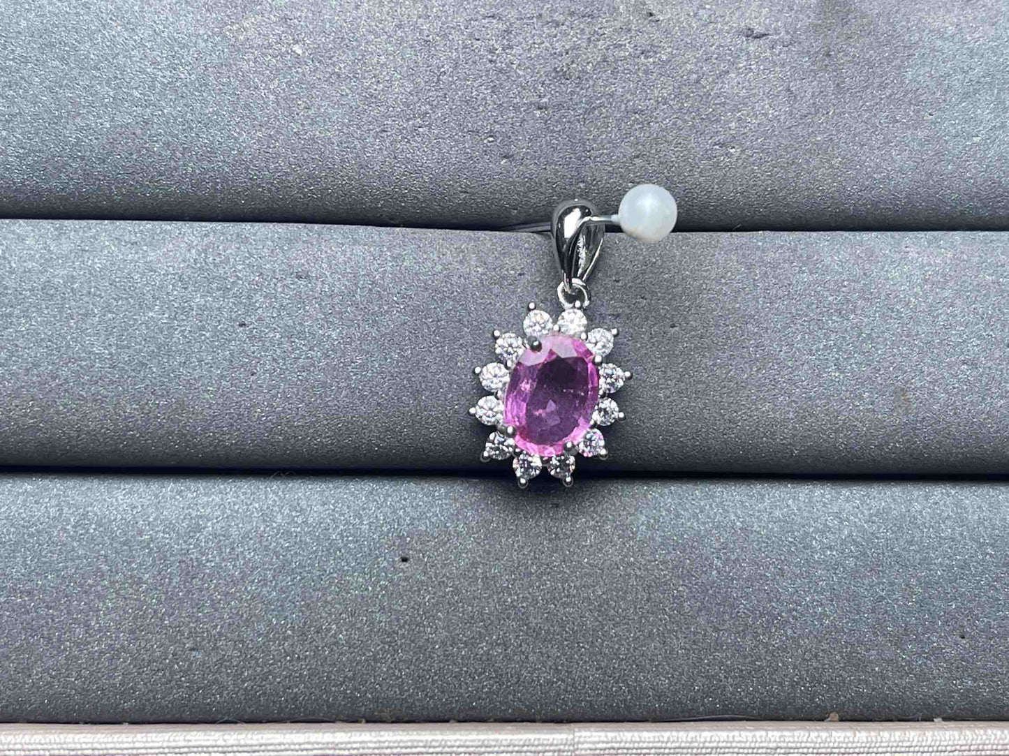 A12846 Sapphire Pendant