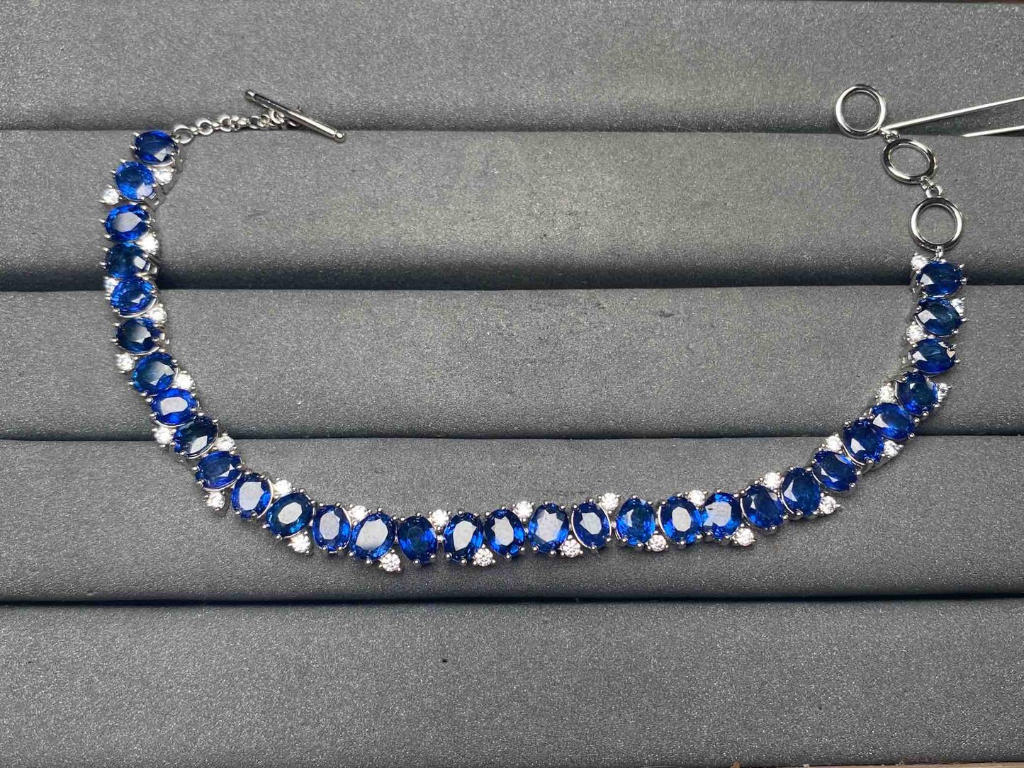 A12870 Sapphire Bracelet