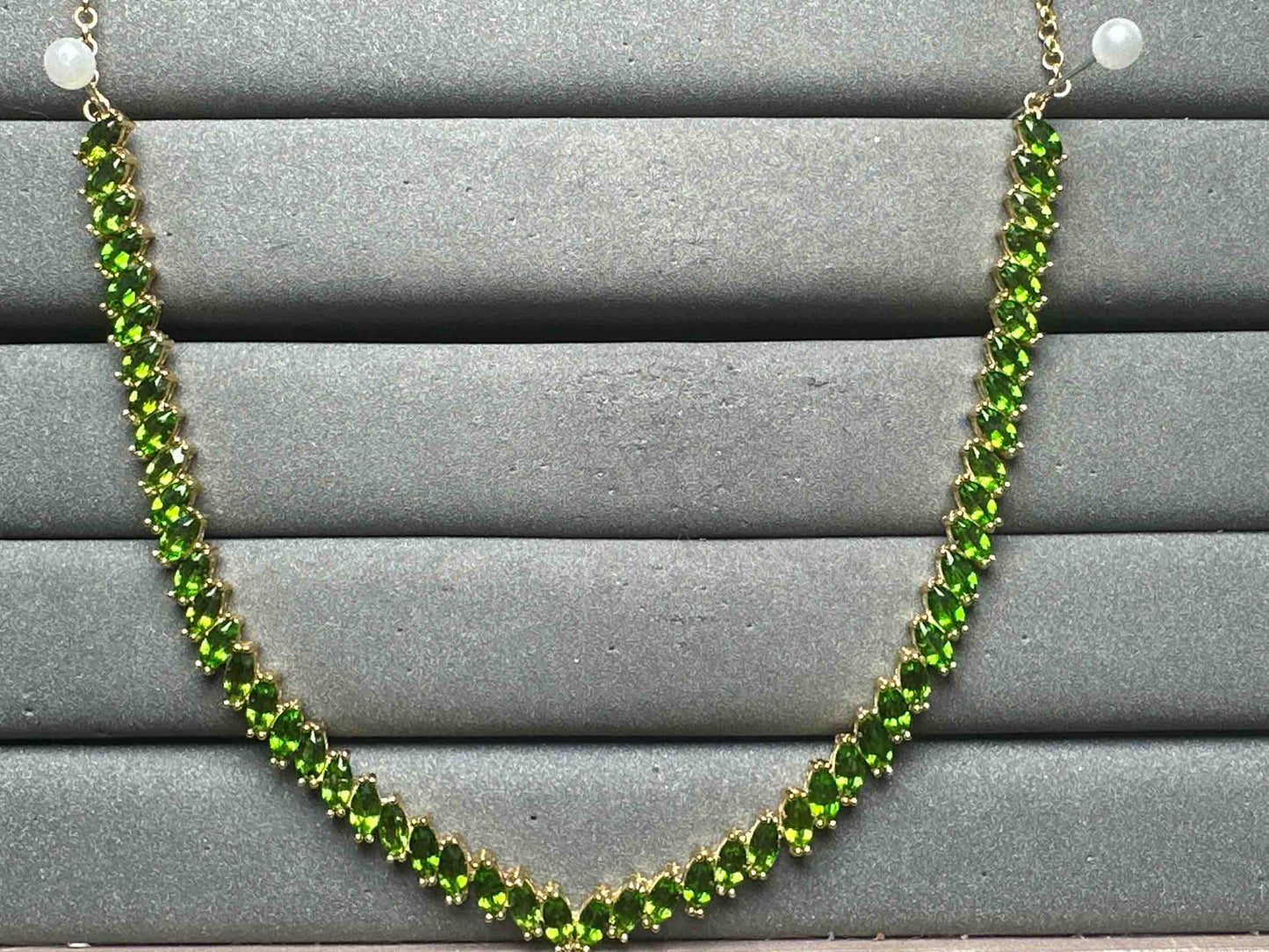 A13021 Diopside Necklace
