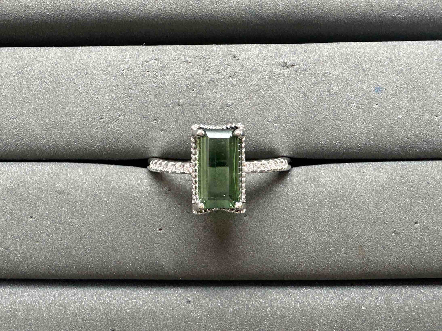 A13076 Tourmaline Ring