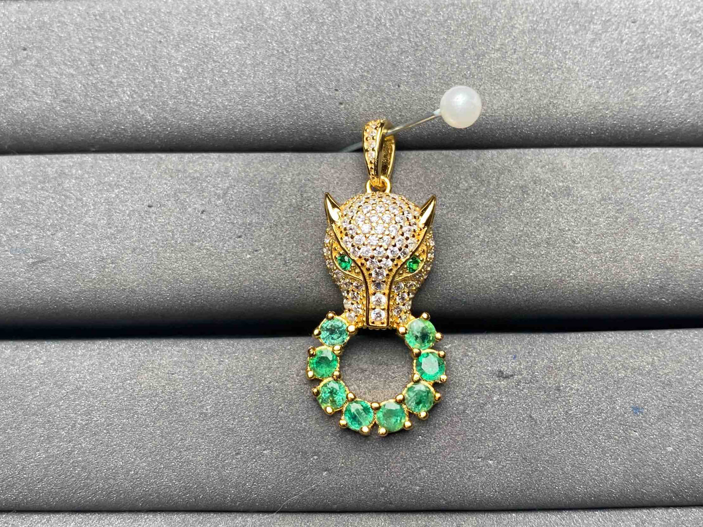 A13114 Emerald Pendant