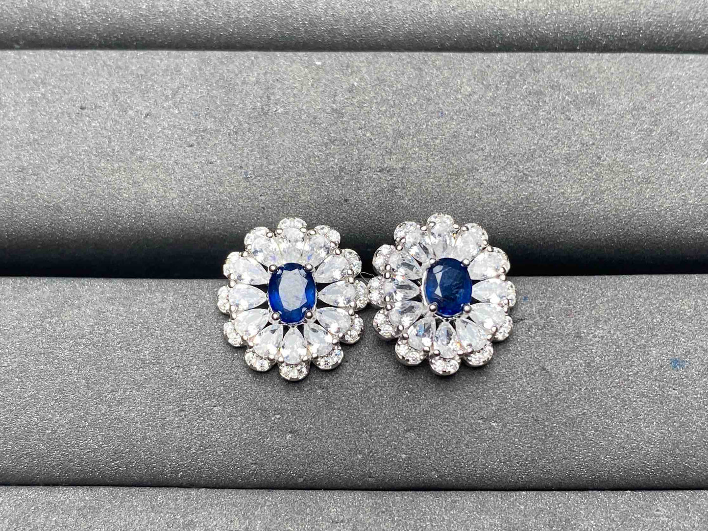 A13204 Sapphire Earrings