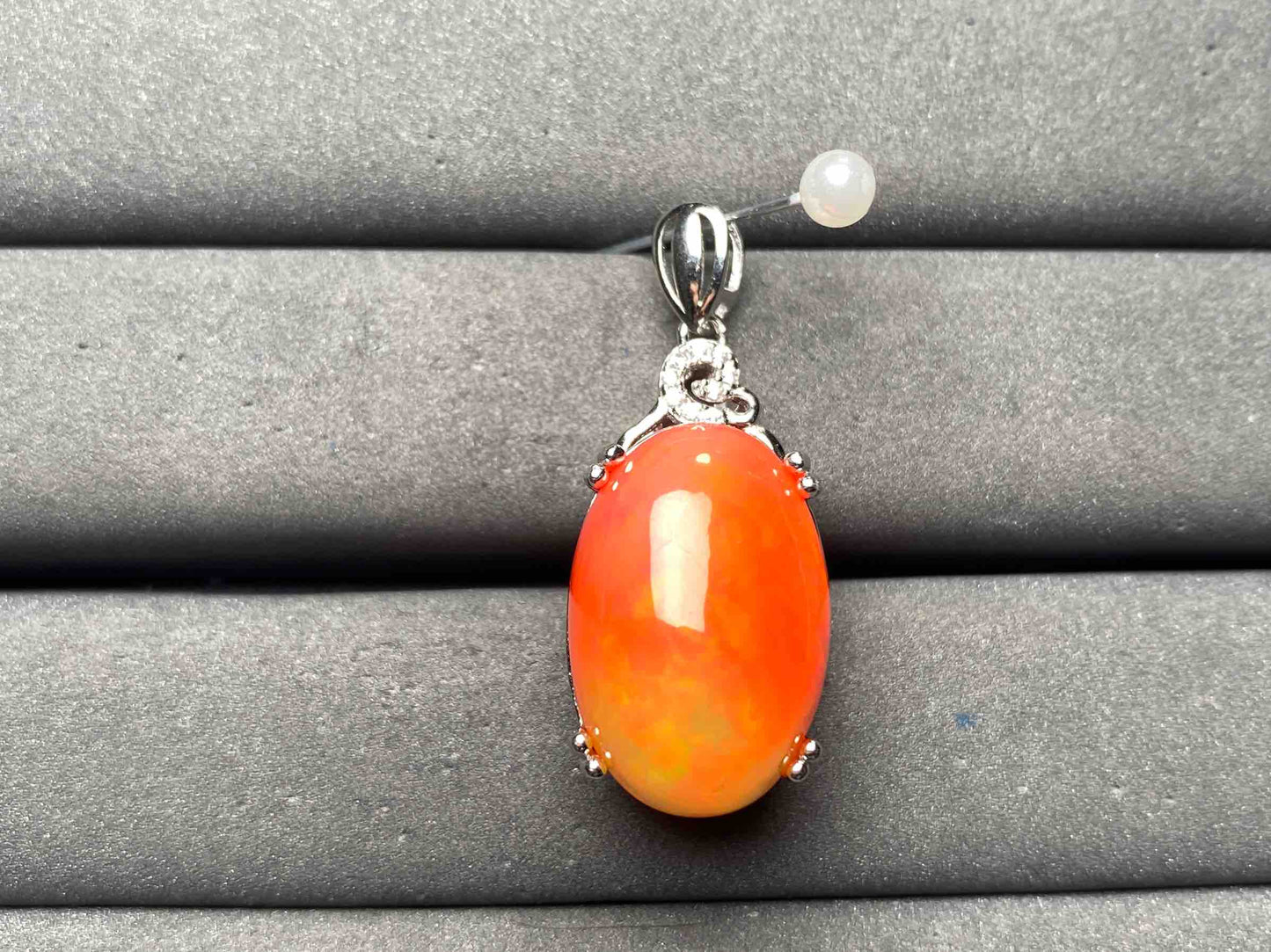 A13219 Opal Pendant