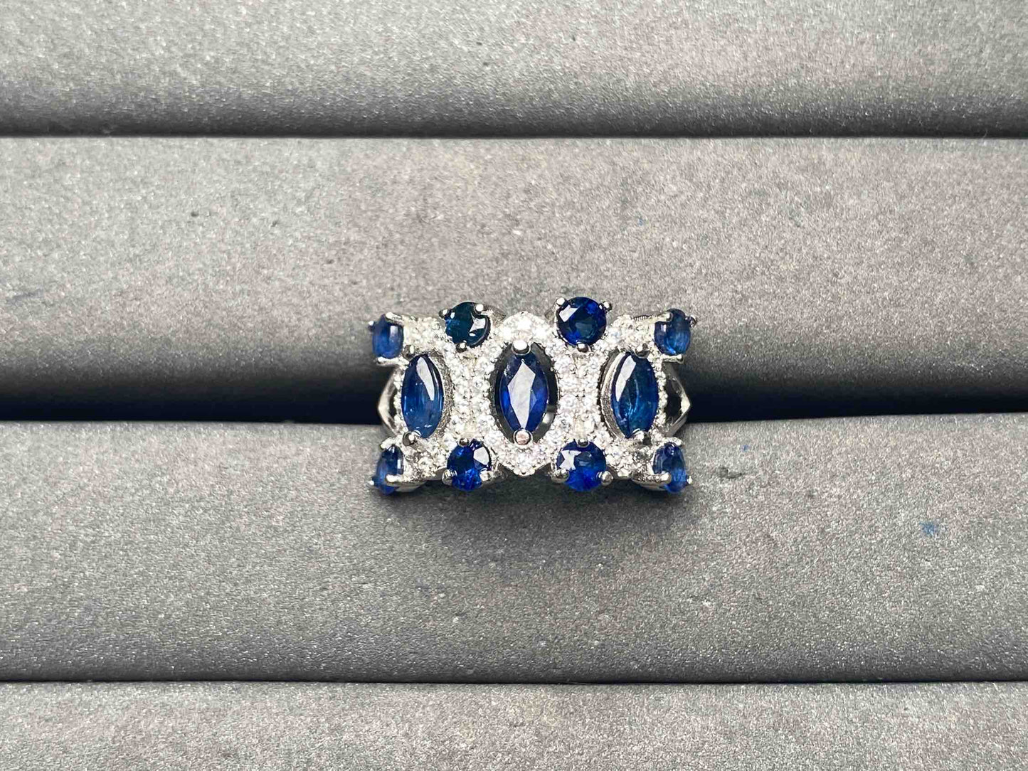 A13229 Sapphire Ring