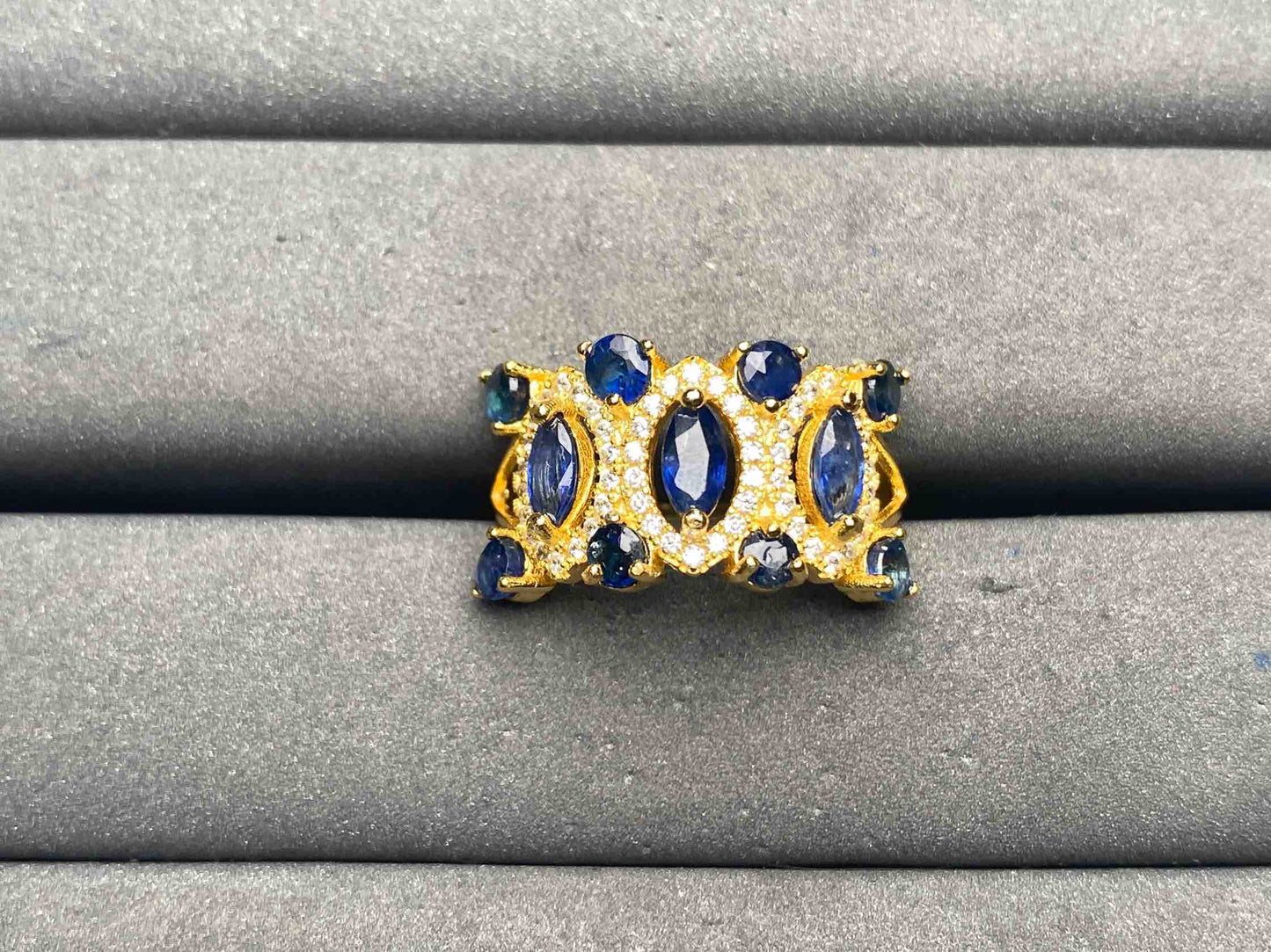 A13231 Sapphire Ring