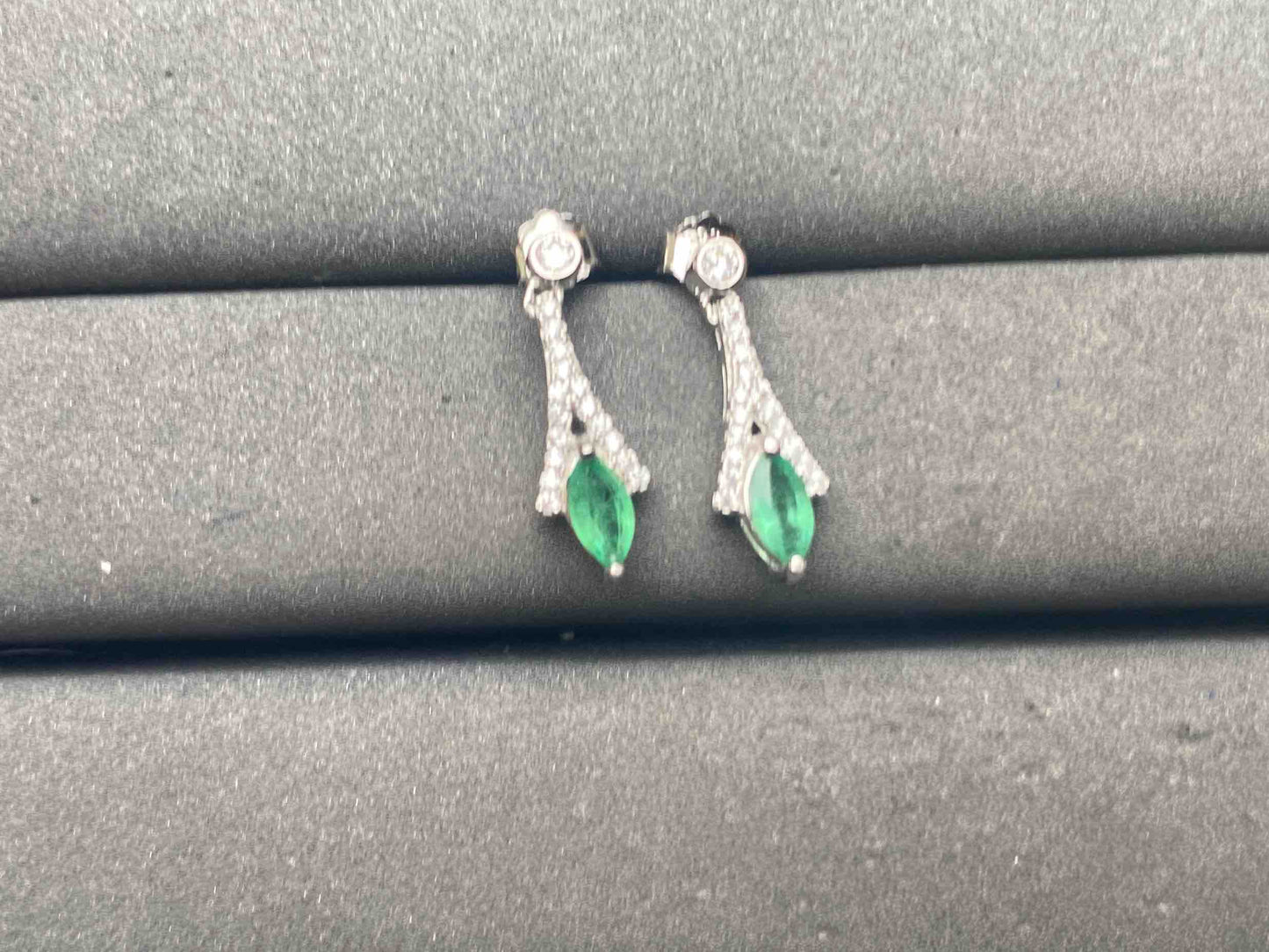A13282 Emerald Earrings