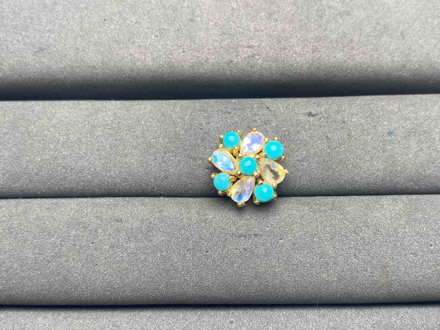 A13310 Moonstone Pendant