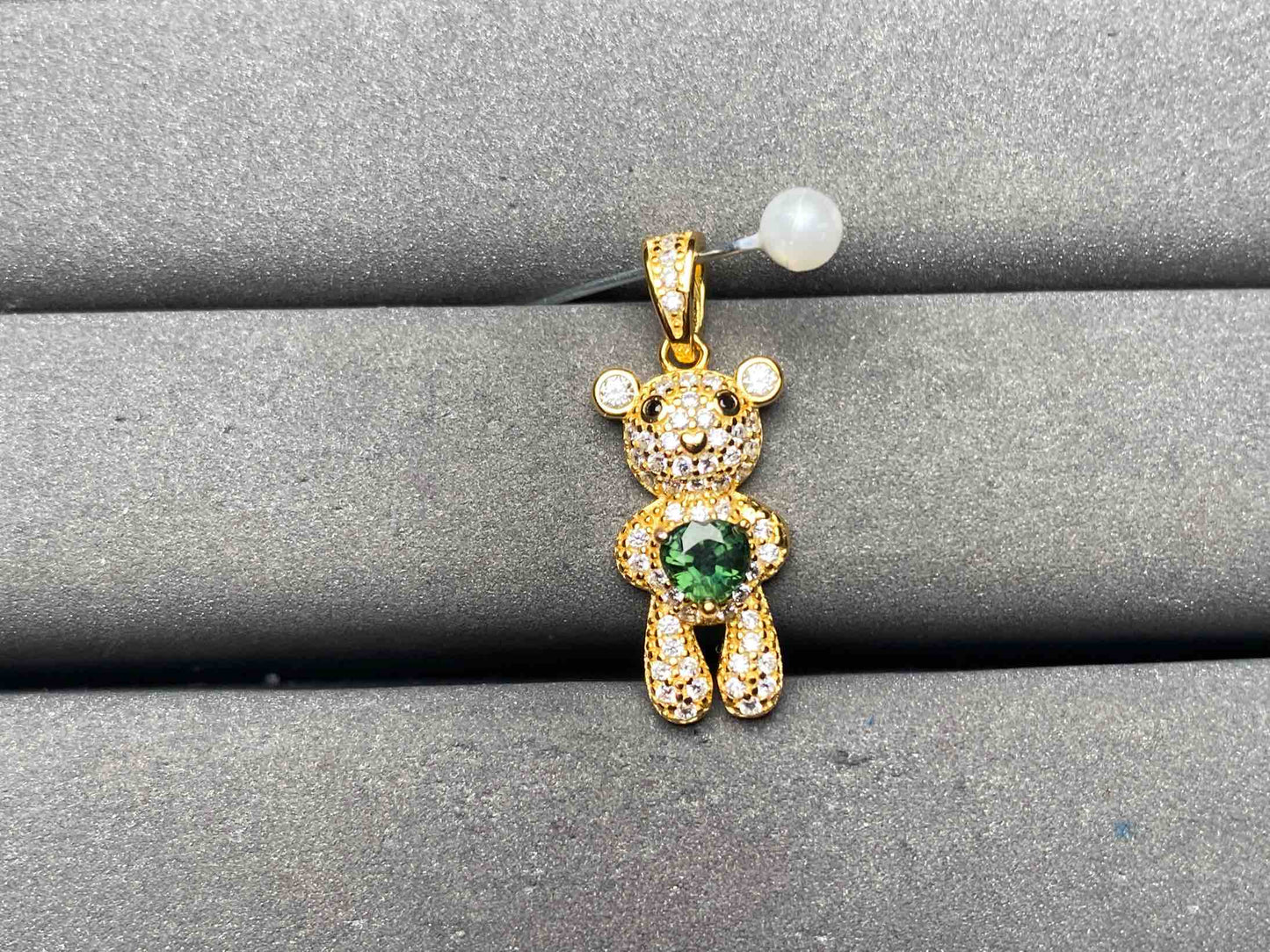 A13363 Sapphire Pendant