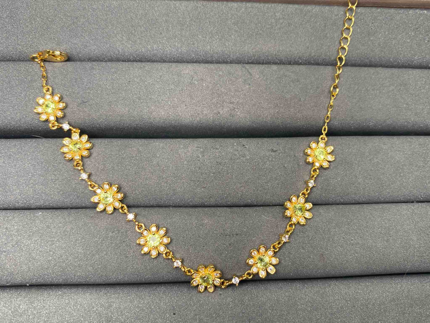 A13403 Peridot Bracelet