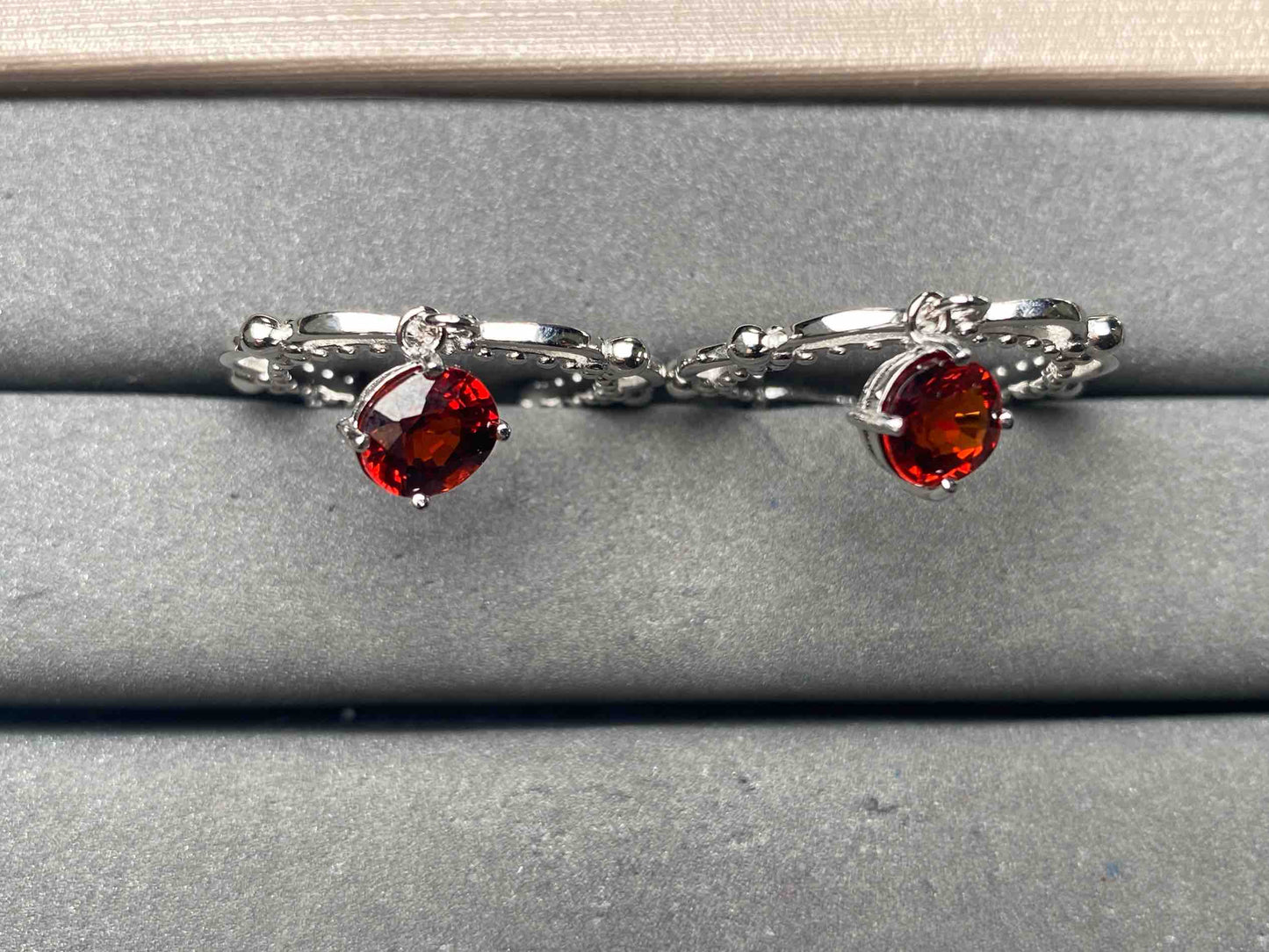 A13464 Garnet Earrings