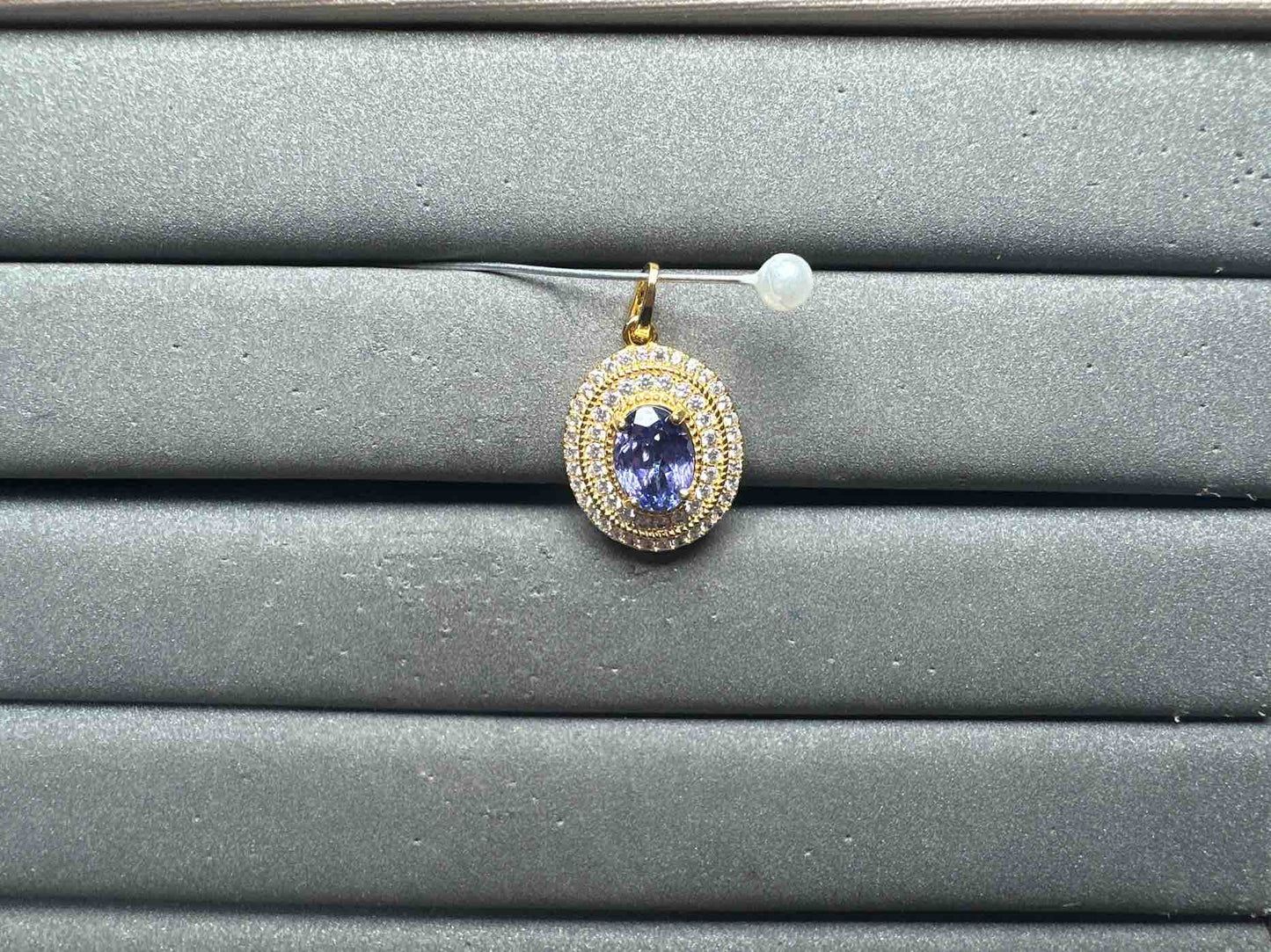 A13500 Tanzanite Pendant