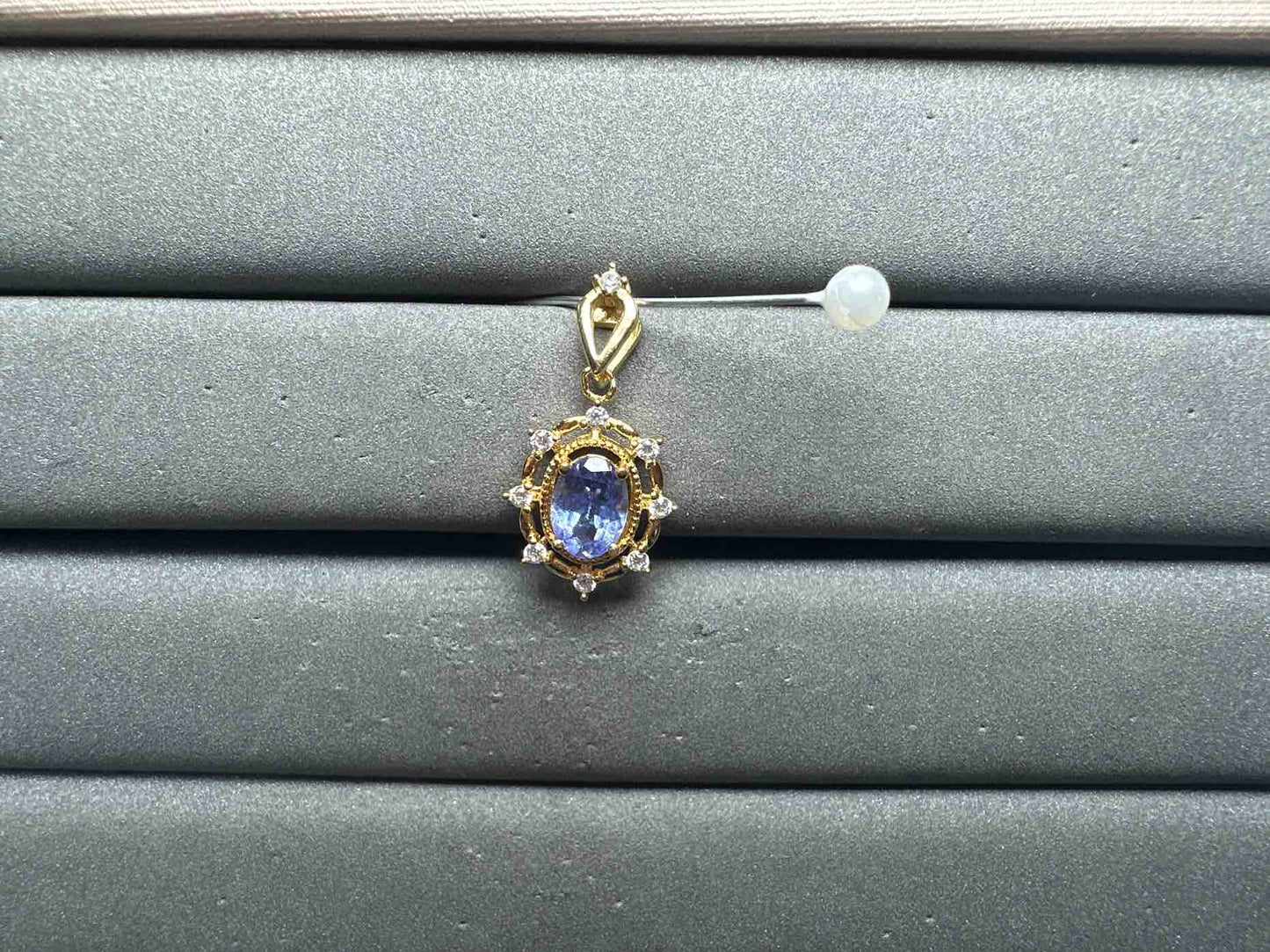 A13502 Tanzanite Pendant