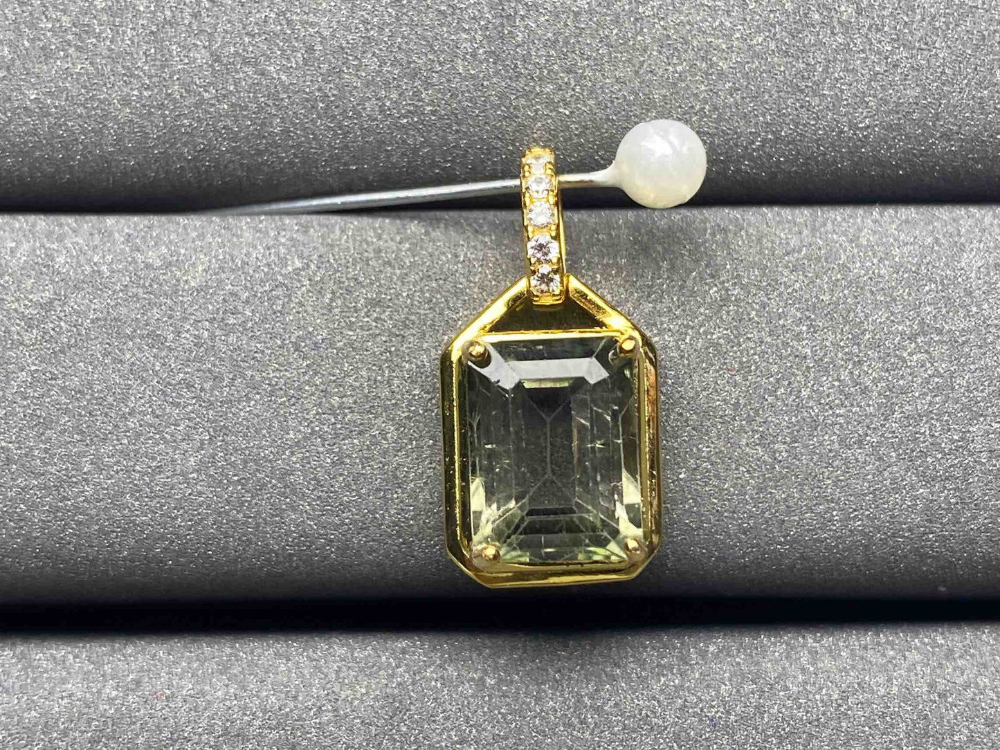 A1353 Tourmaline Pendant