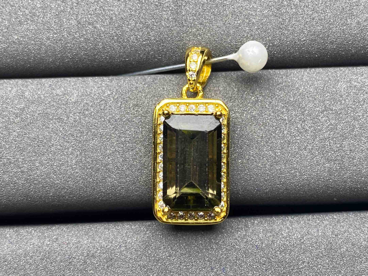 A1356 Tourmaline Pendant