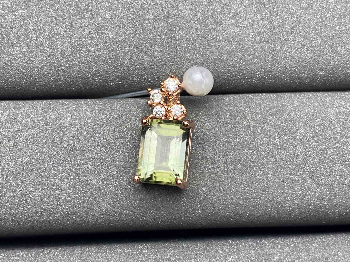 A1399 Tourmaline Pendant