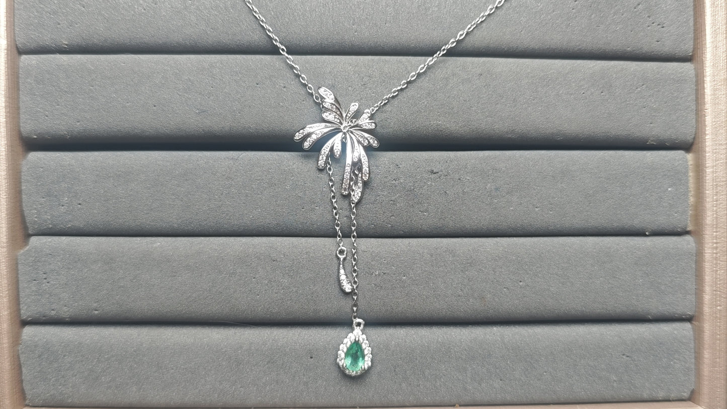 A14043 Emerald Necklace