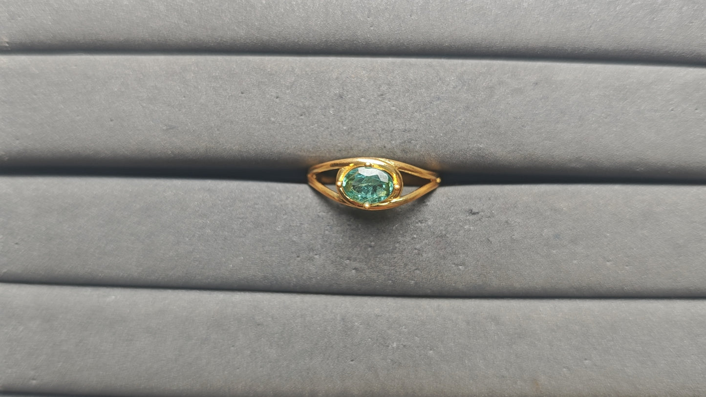 A14051 Emerald Ring