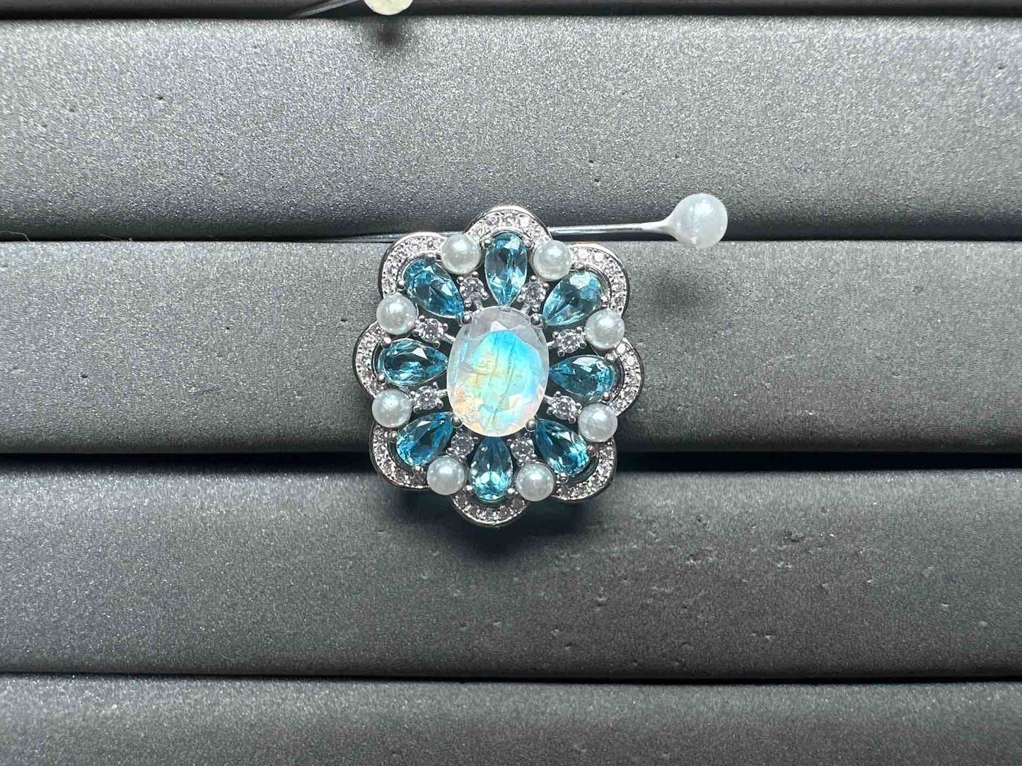 A14123 Moonstone Pendant