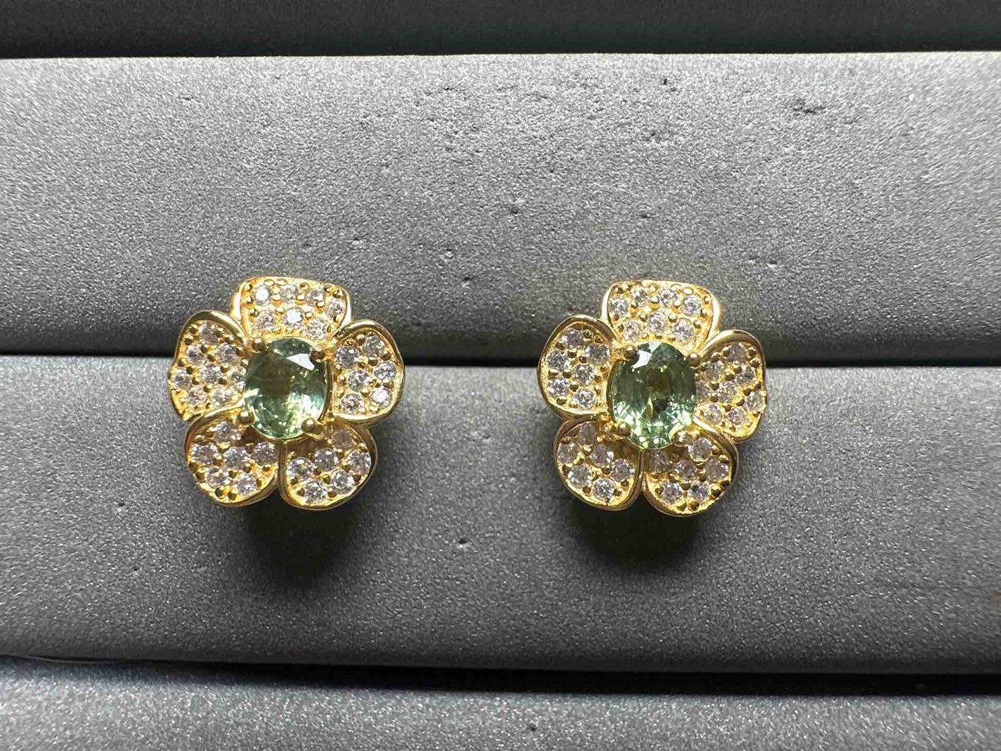 A14142 Green Sapphire Earrings