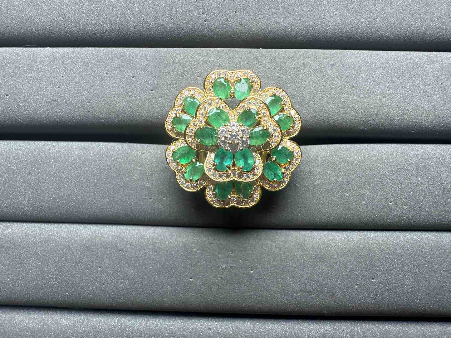 A14174 Emerald Ring