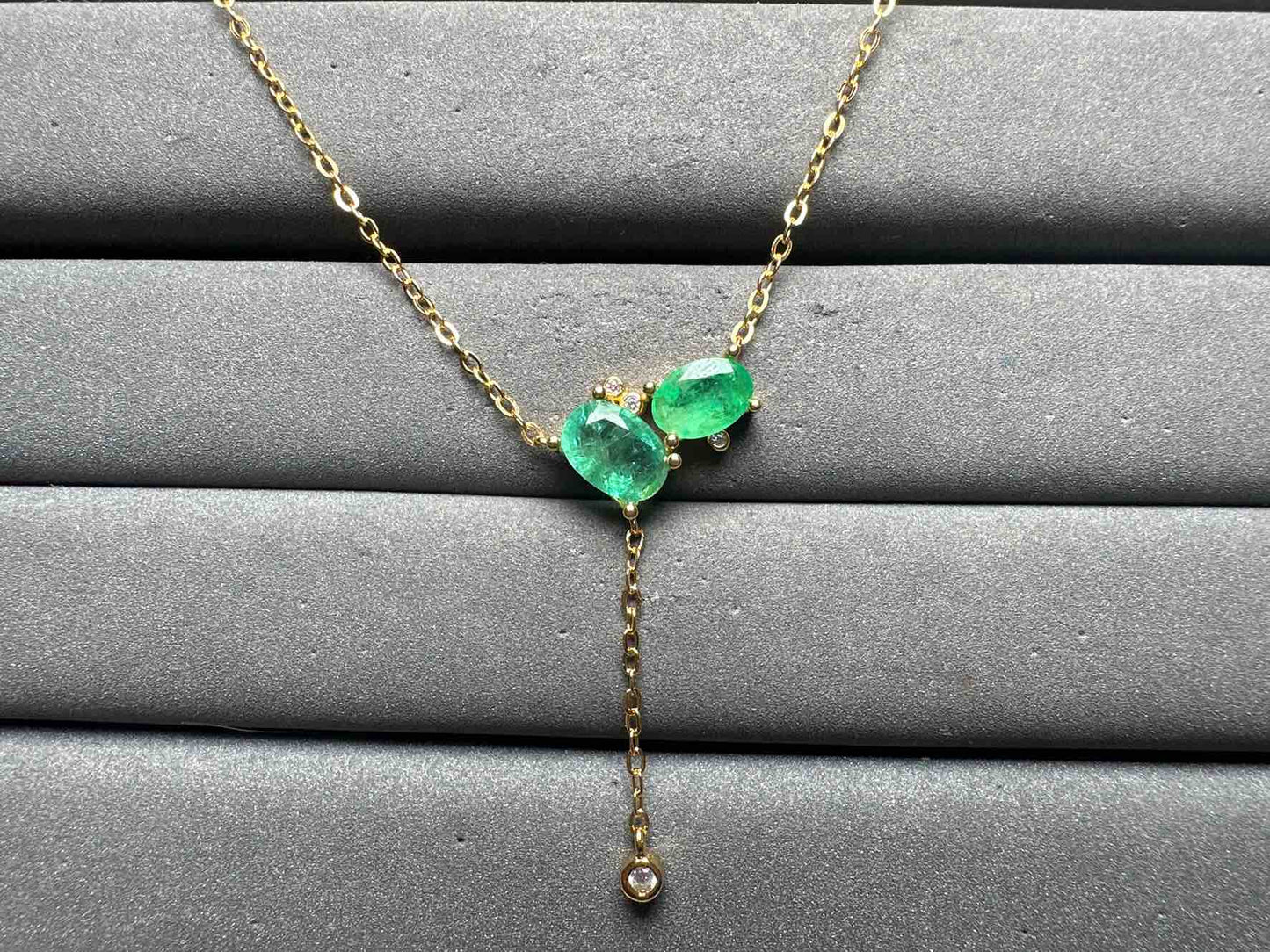 A14182 Emerald Necklace
