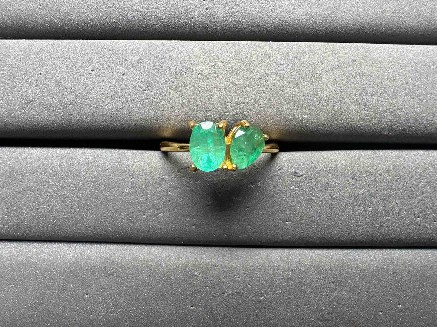 A14205 Emerald Ring