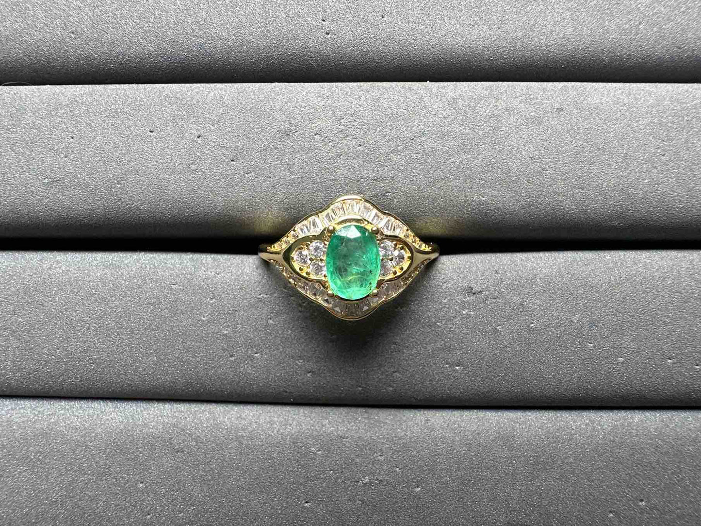 A14207 Emerald Ring