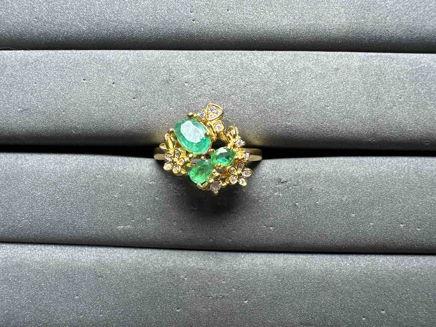 A14363 Emerald Ring