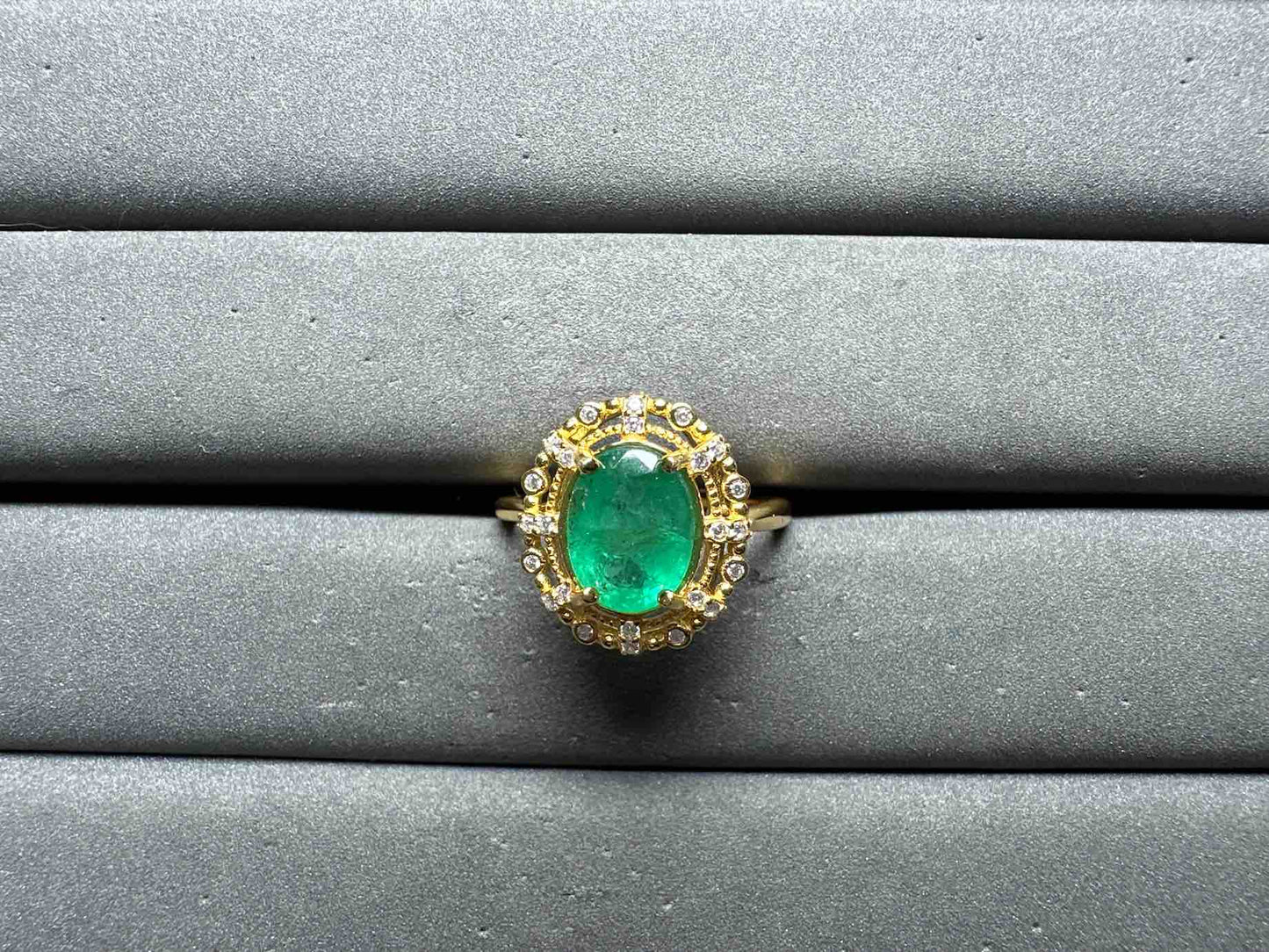 A14386 Emerald Ring