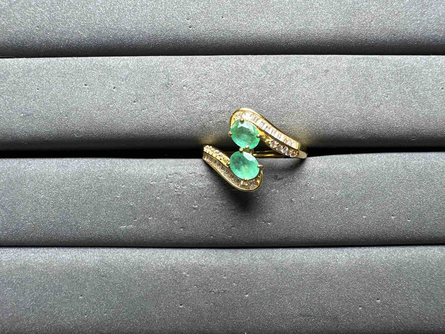 A14390 Emerald Ring