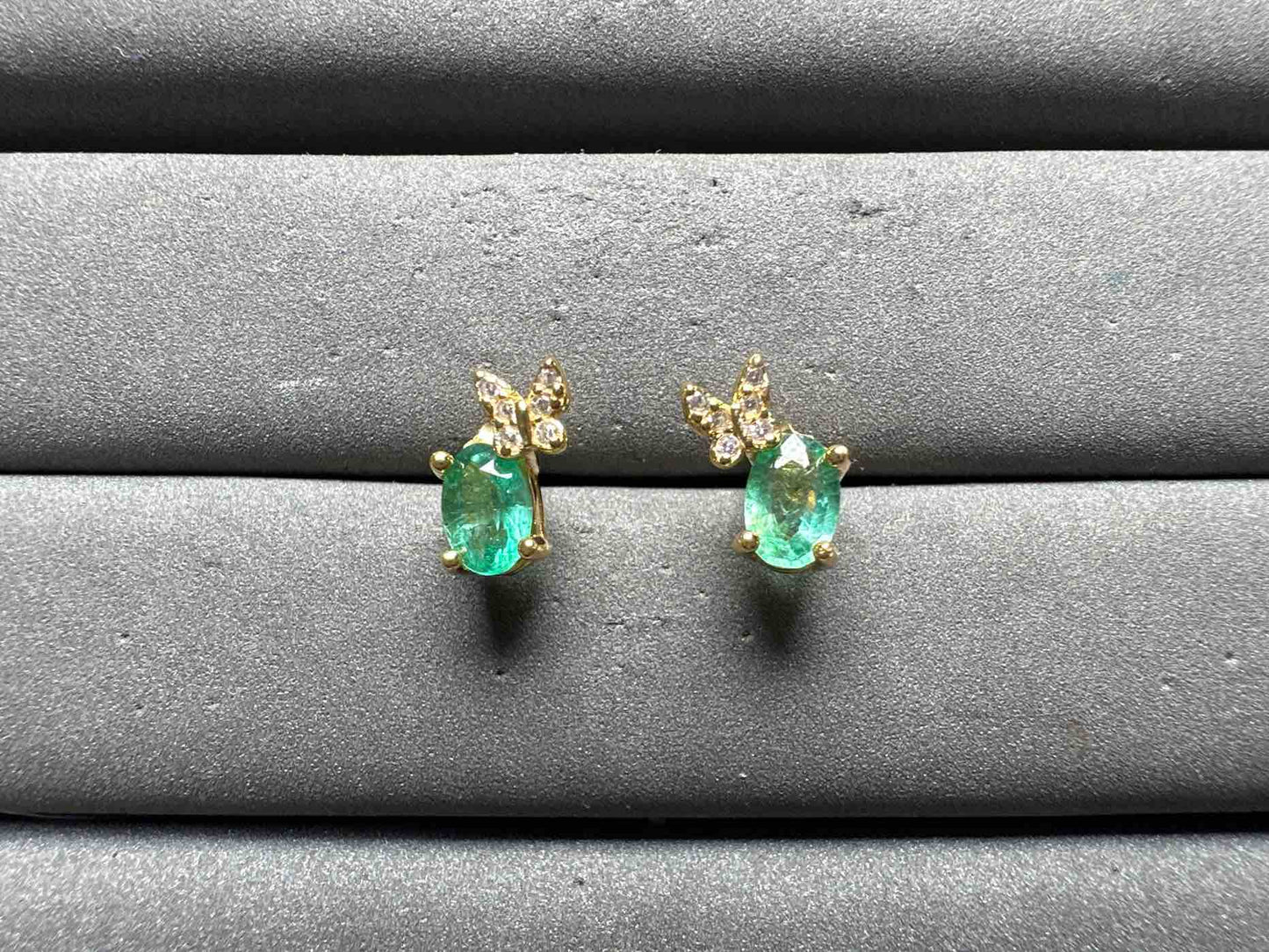 A14406 Emerald Earrings