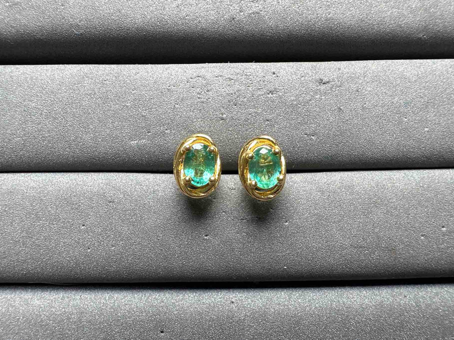 A14408 Emerald Earrings