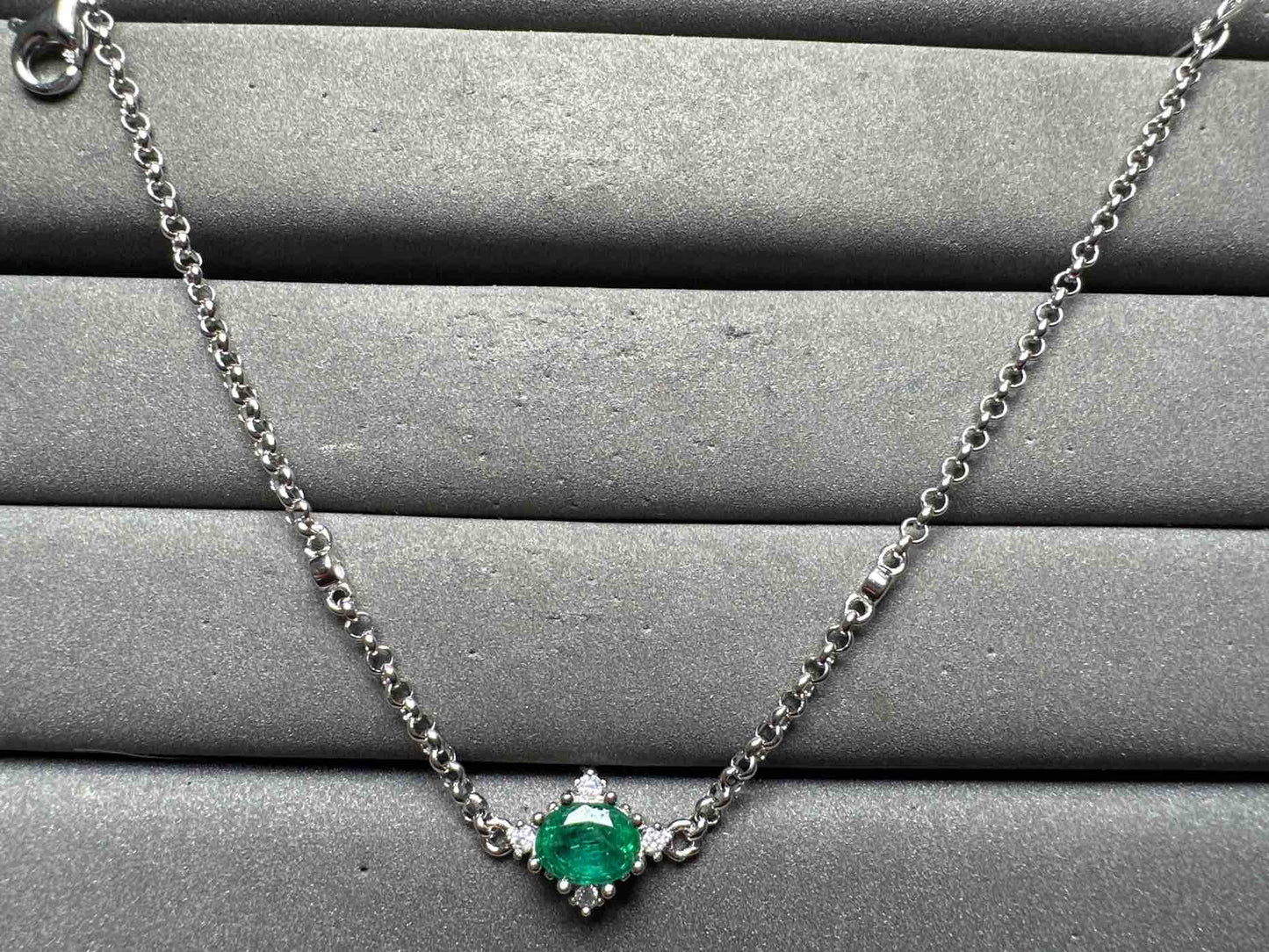 A14427 Emerald Bracelet