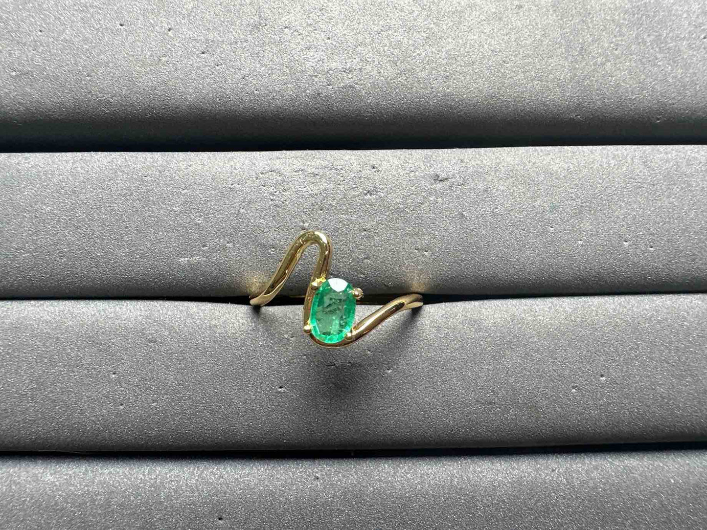 A14449 Emerald Ring