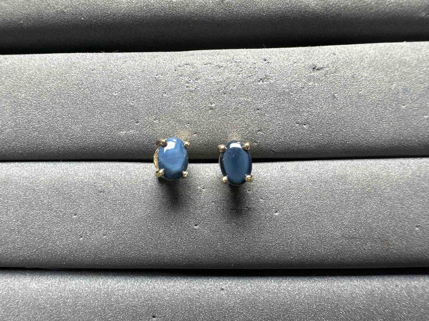A14520 Sapphire Earrings