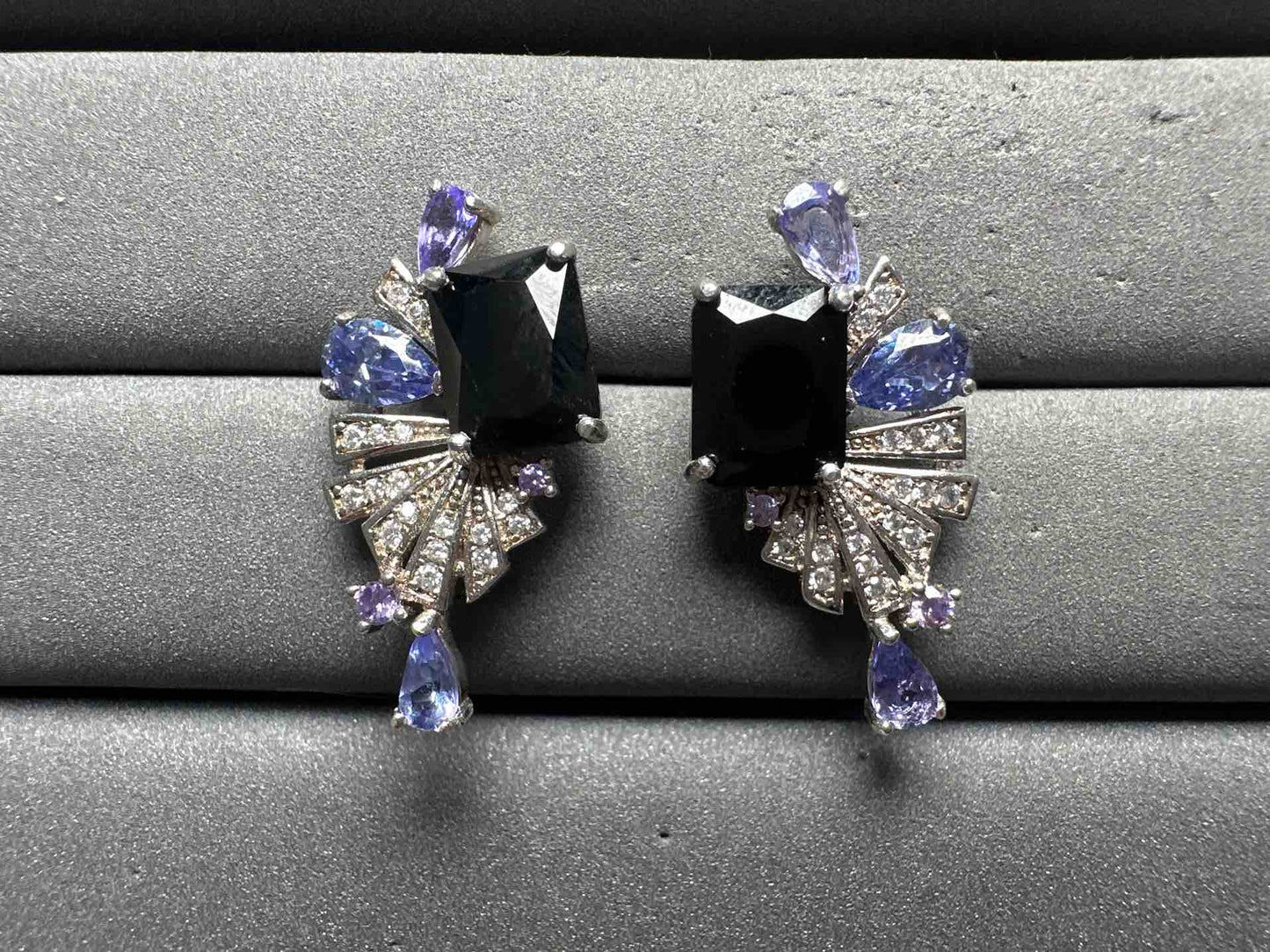 A14521 Spinel Earrings