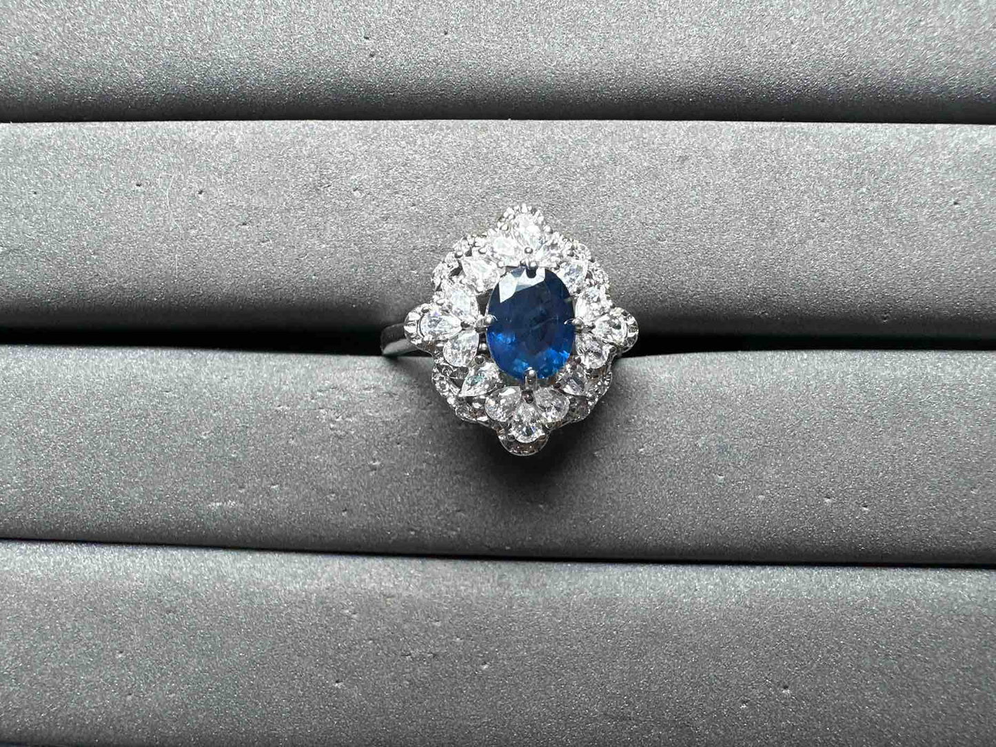 A14528 Sapphire Ring