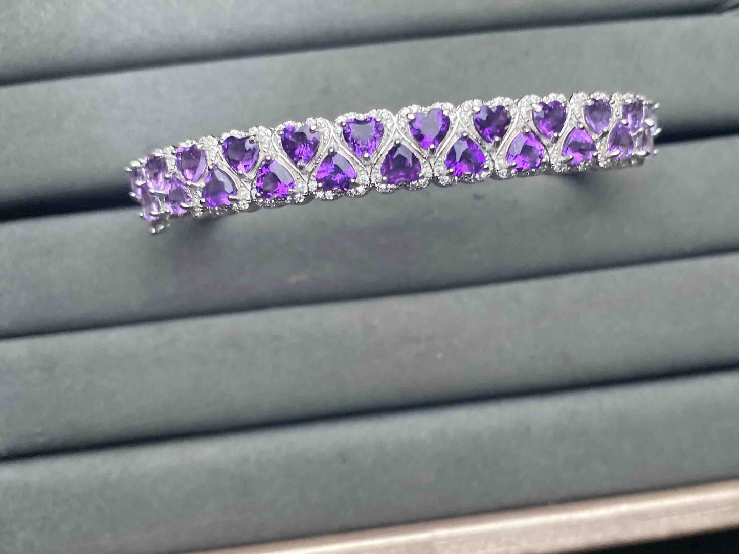 A14614 Amethyst Bangle