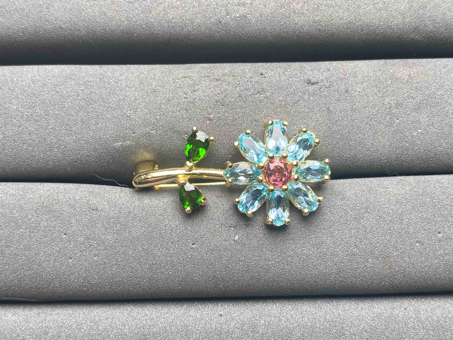 A14617 Tourmaline brooch