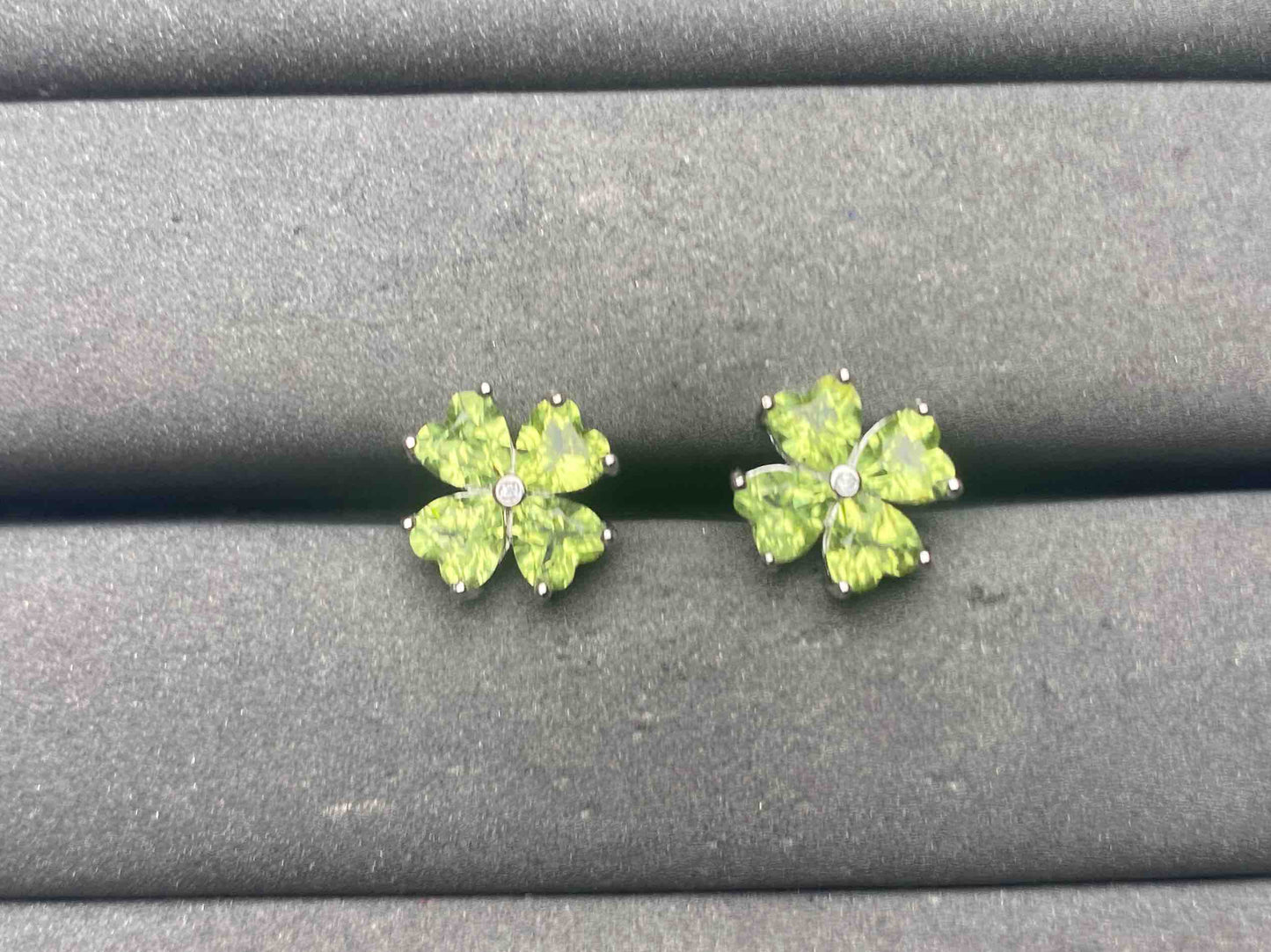 A14658 Peridot Earrings