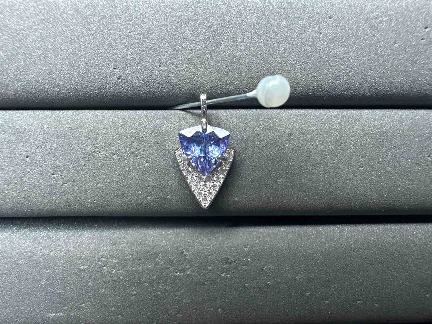 A14756 Tanzanite Pendant