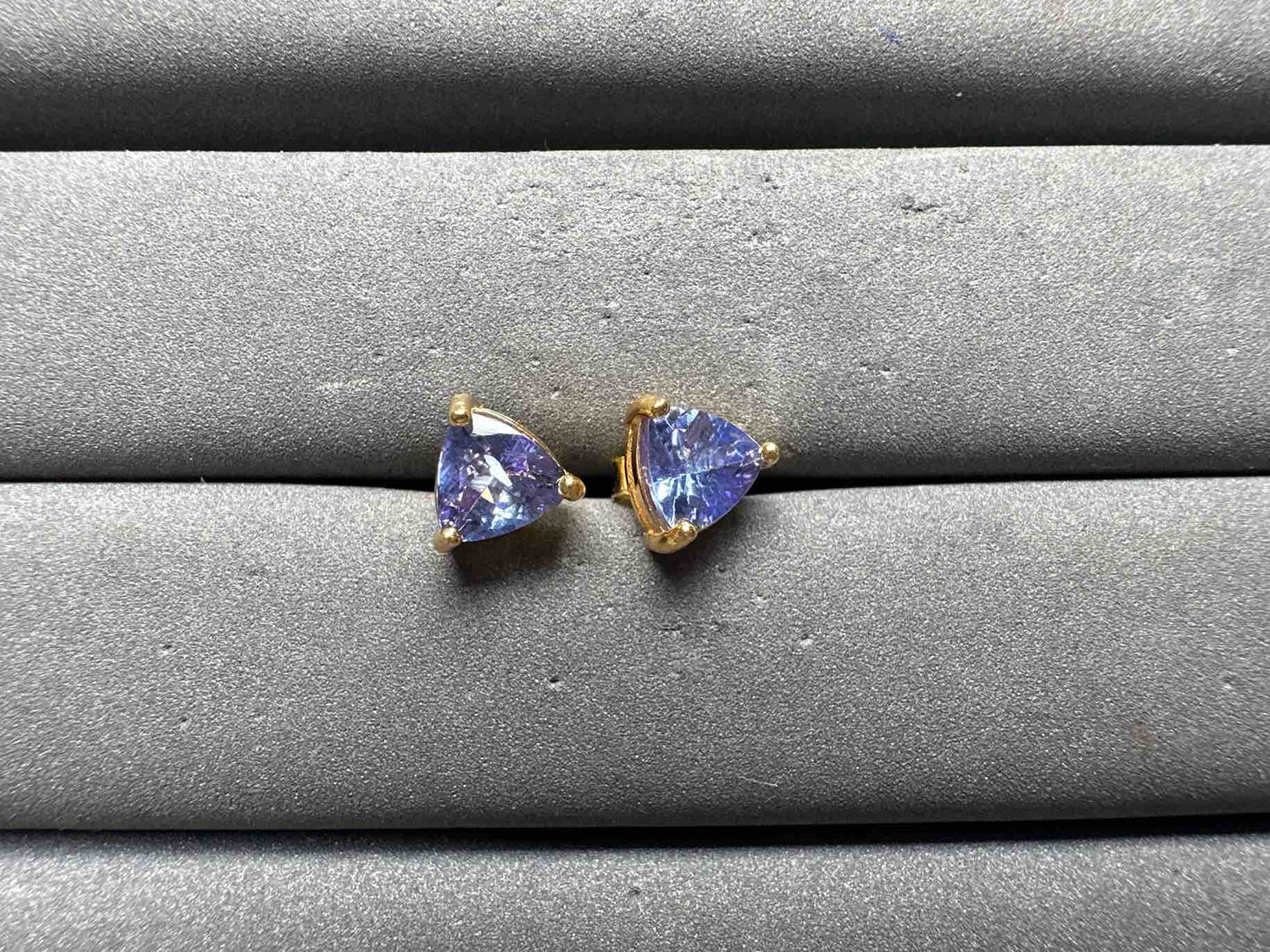A14814 Tanzanite Earrings